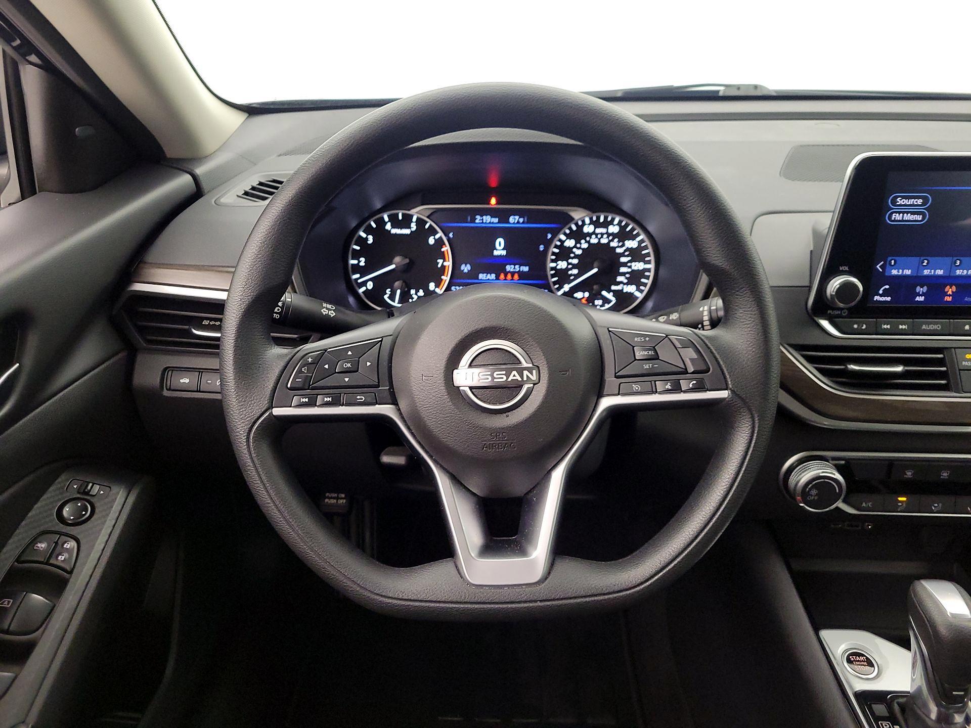 Thumbnail: 2024 Nissan Altima - 10