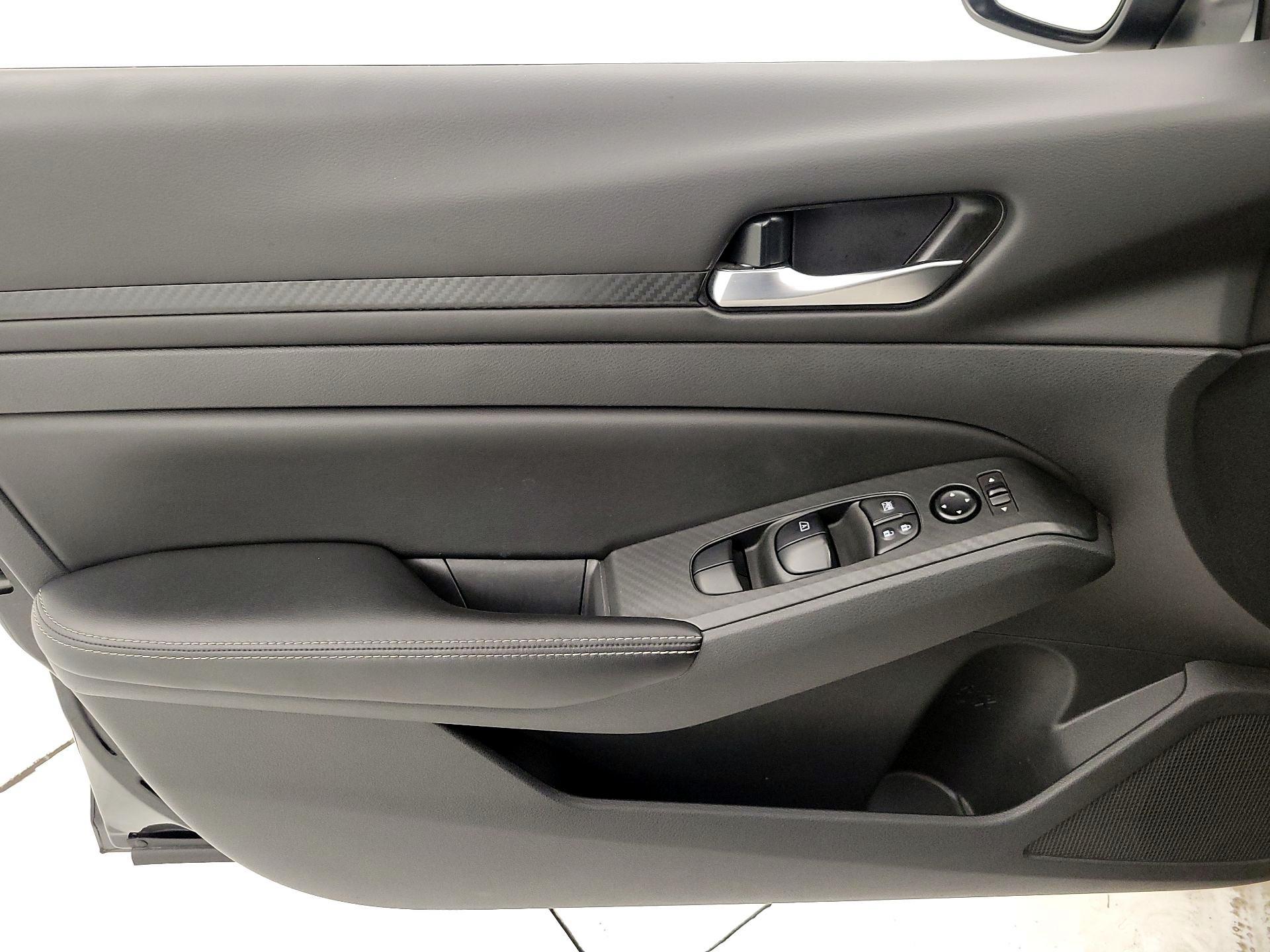 Thumbnail: 2024 Nissan Altima - 12