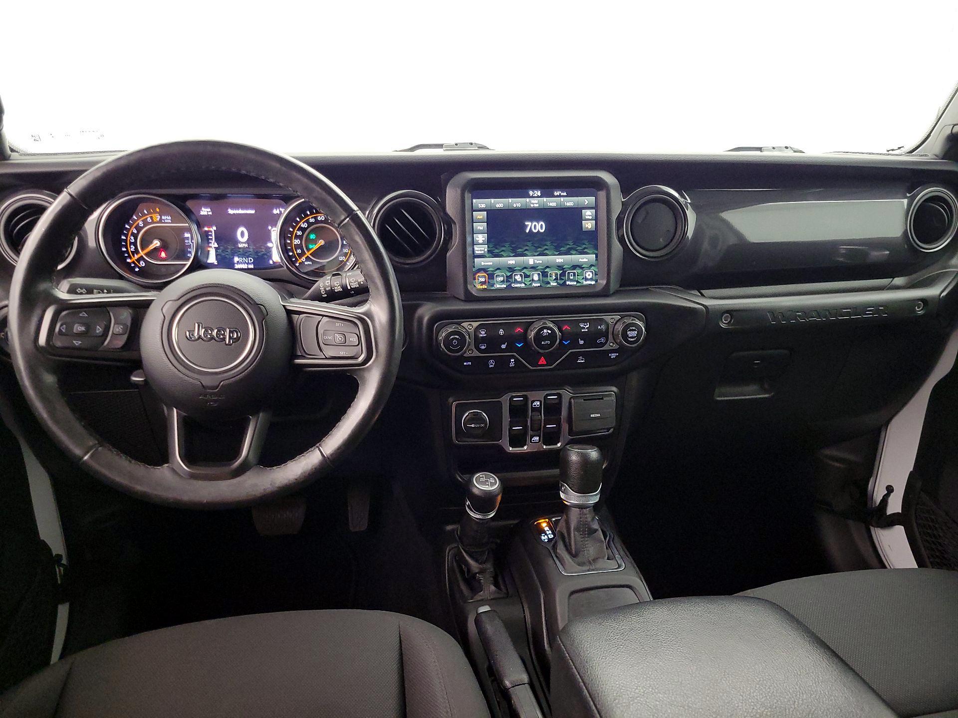 Thumbnail: 2022 Jeep Wrangler - 9