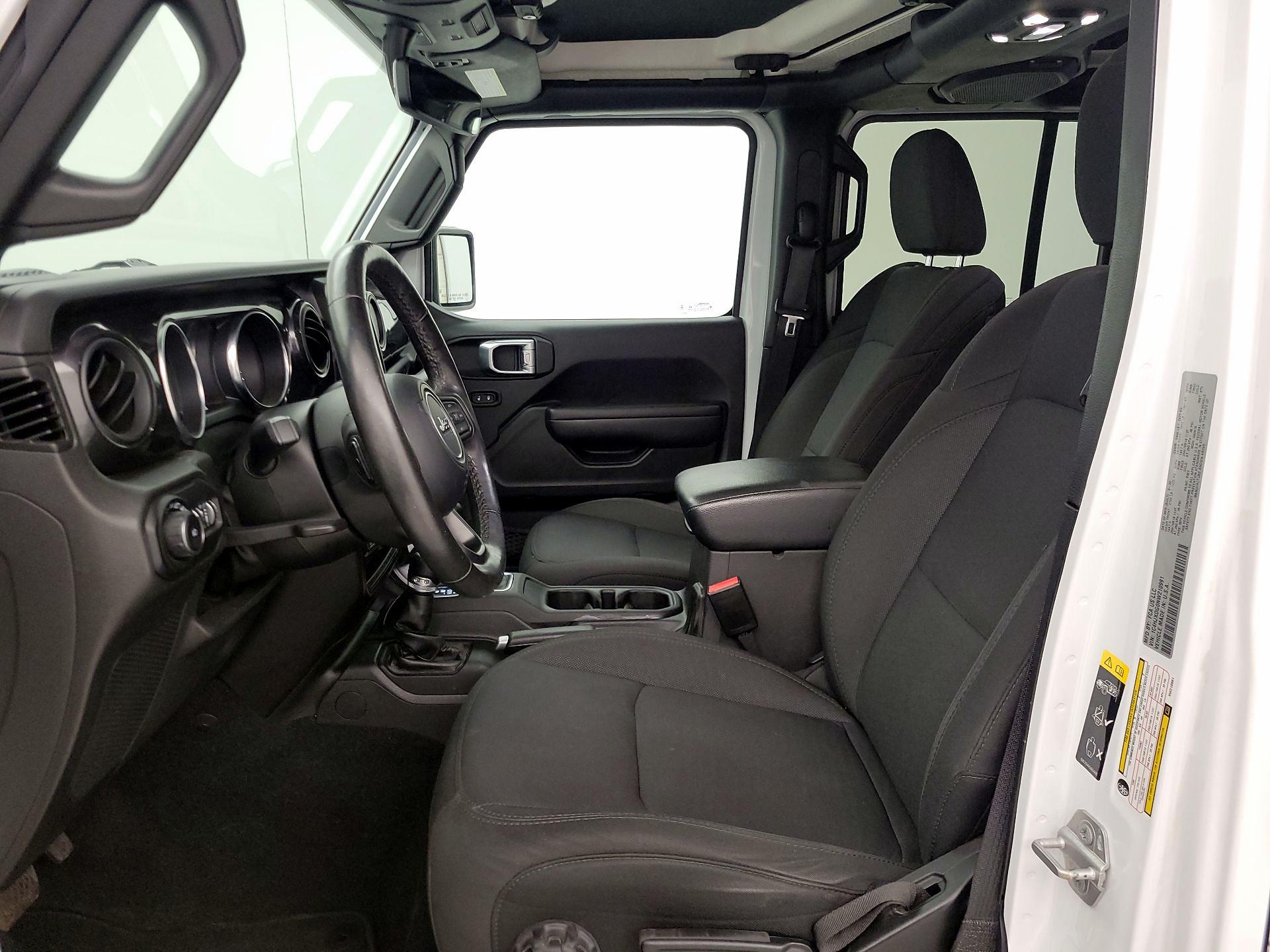 Thumbnail: 2022 Jeep Wrangler - 11