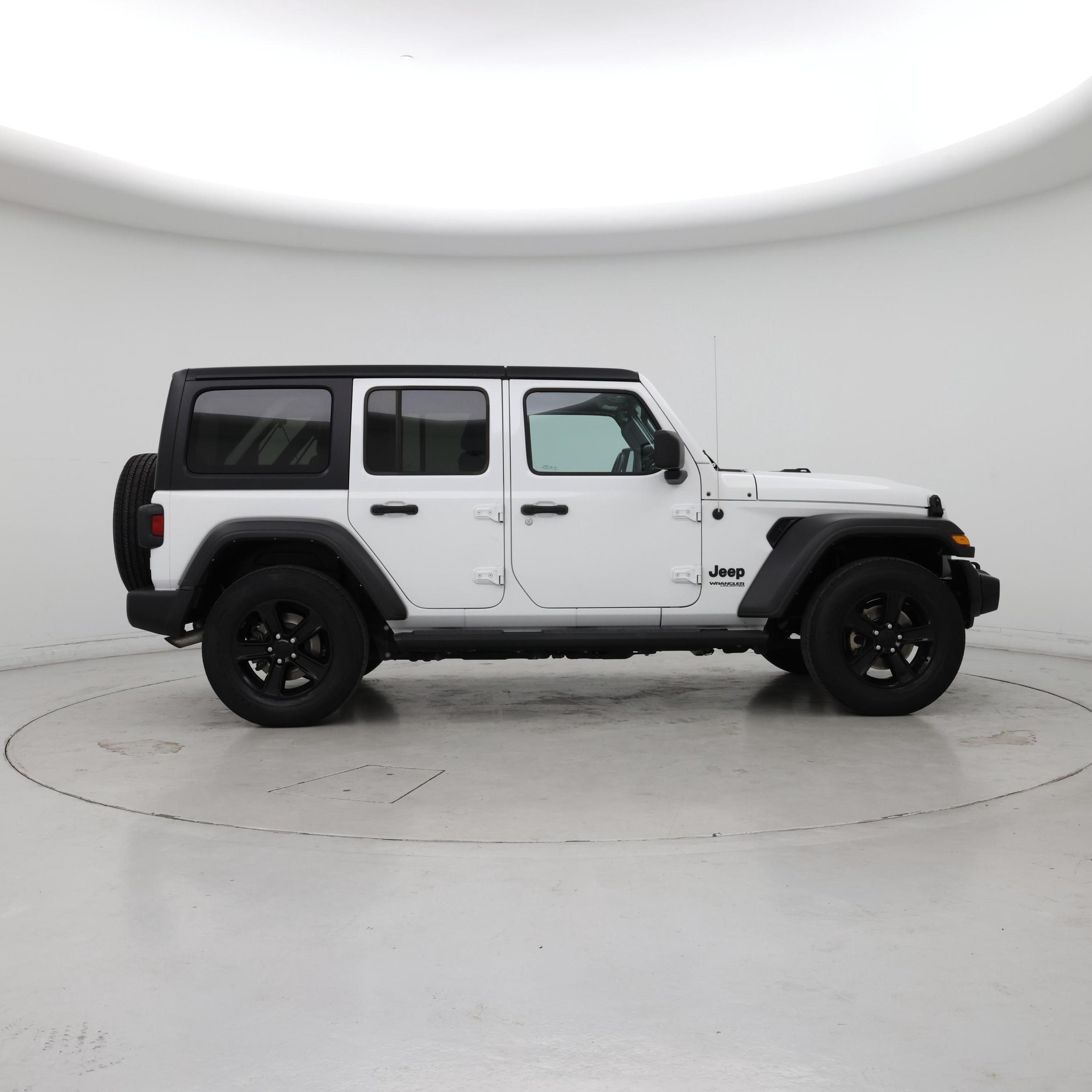 Thumbnail: 2022 Jeep Wrangler - 7