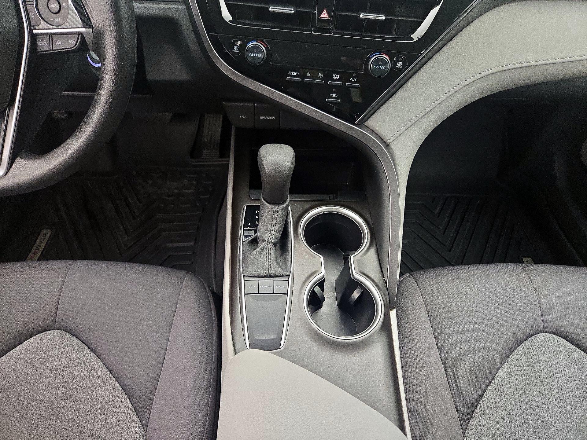 Thumbnail: 2024 Toyota Camry - 17