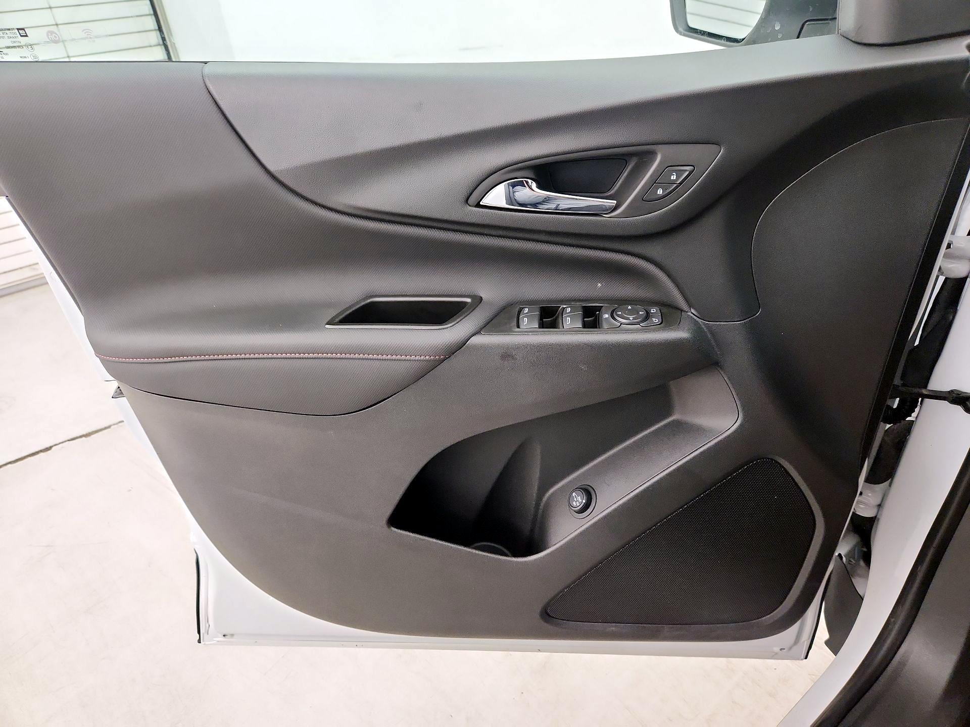 Thumbnail: 2023 Chevrolet Equinox - 12
