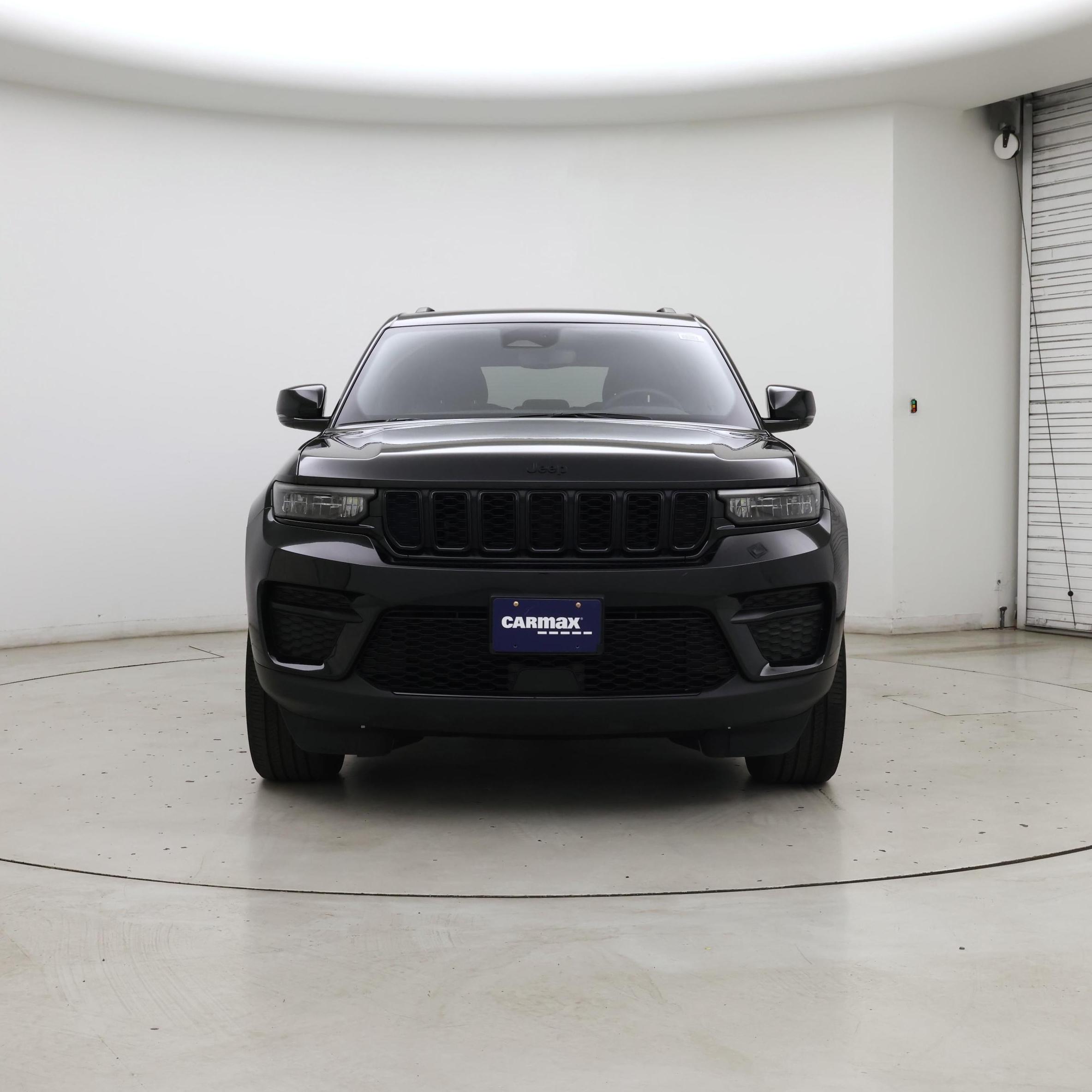 Thumbnail: 2023 Jeep Grand Cherokee - 5