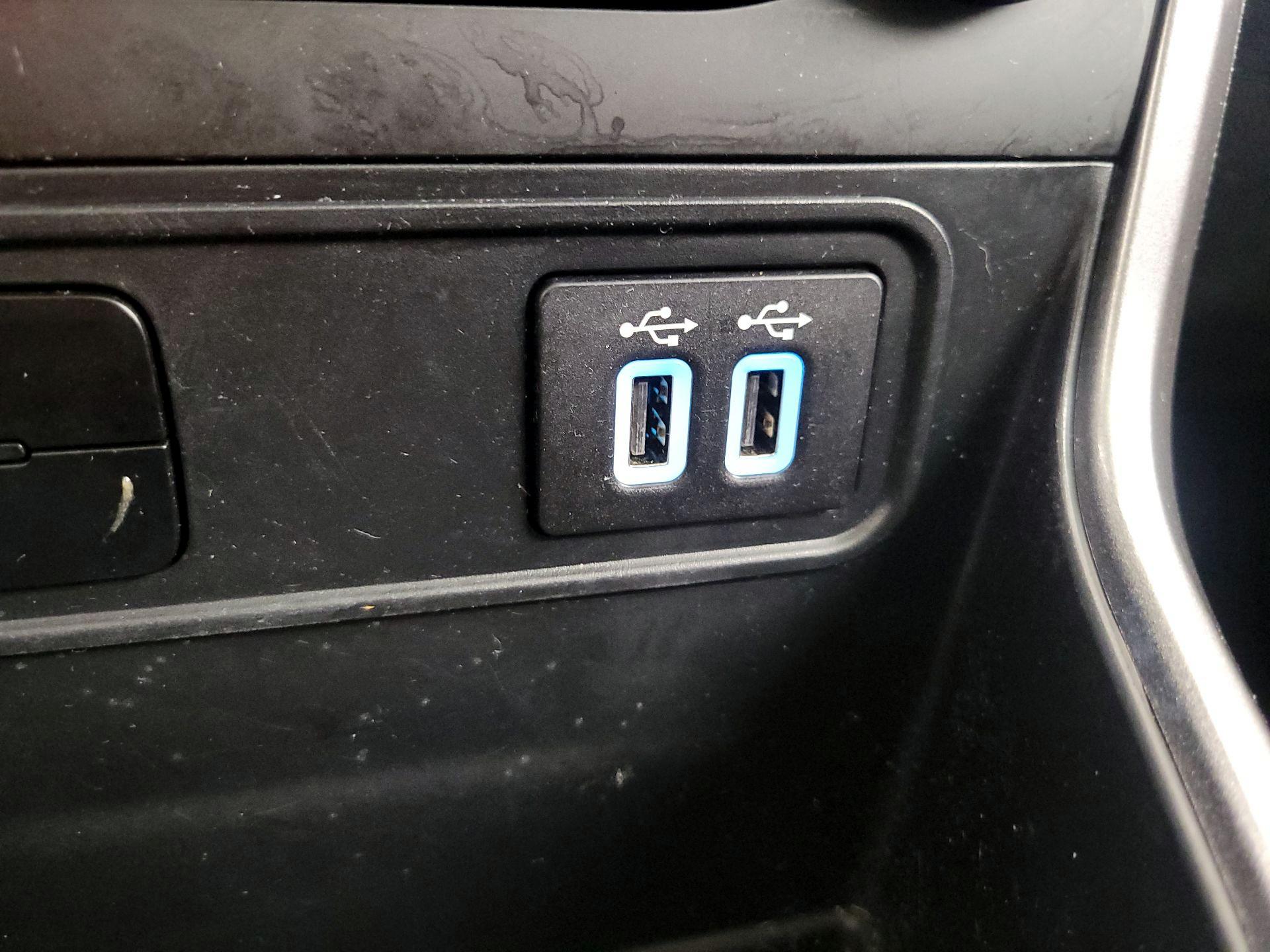 Thumbnail: 2021 Ford EcoSport - 19