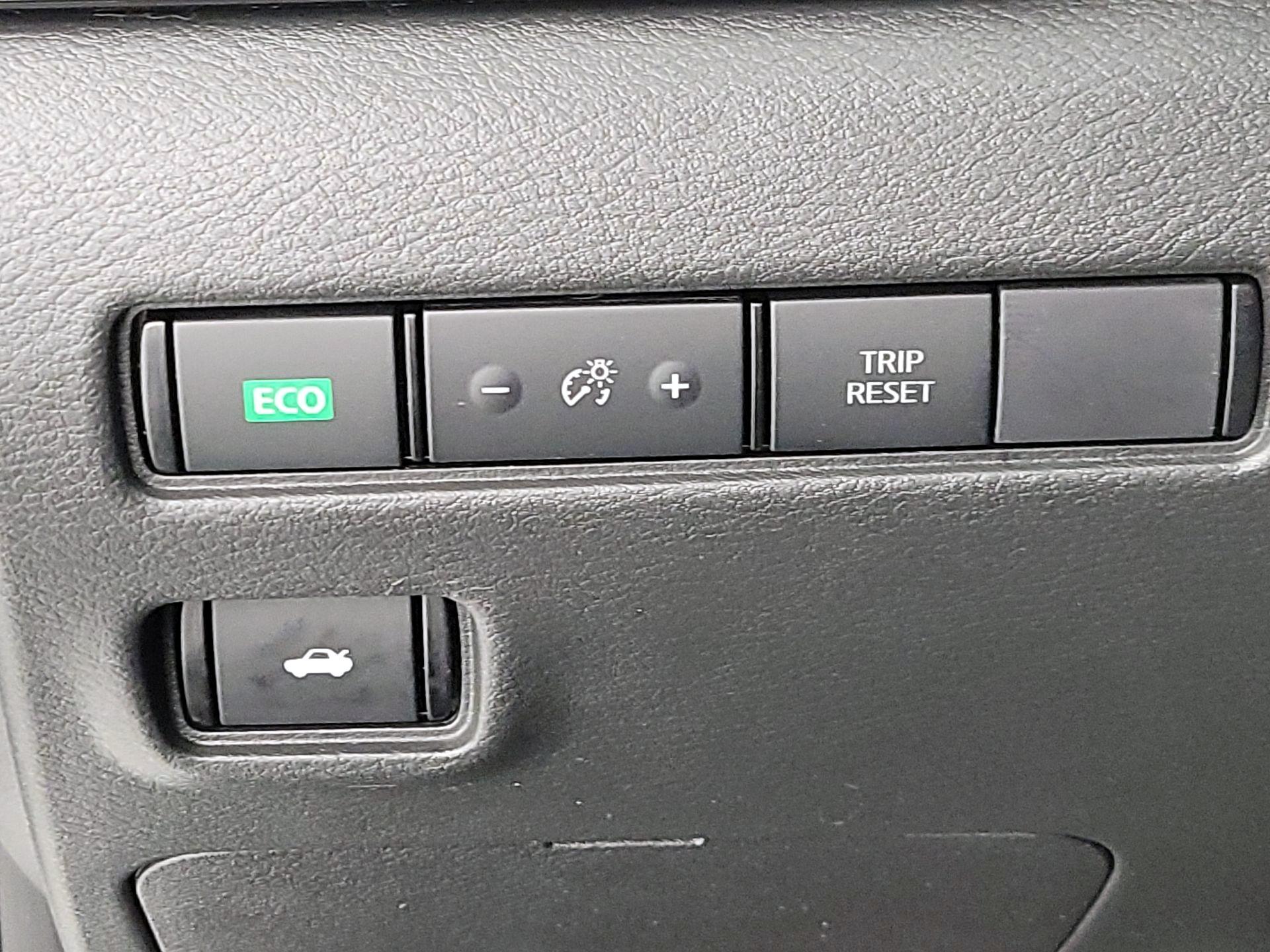 Thumbnail: 2023 Nissan Sentra - 13