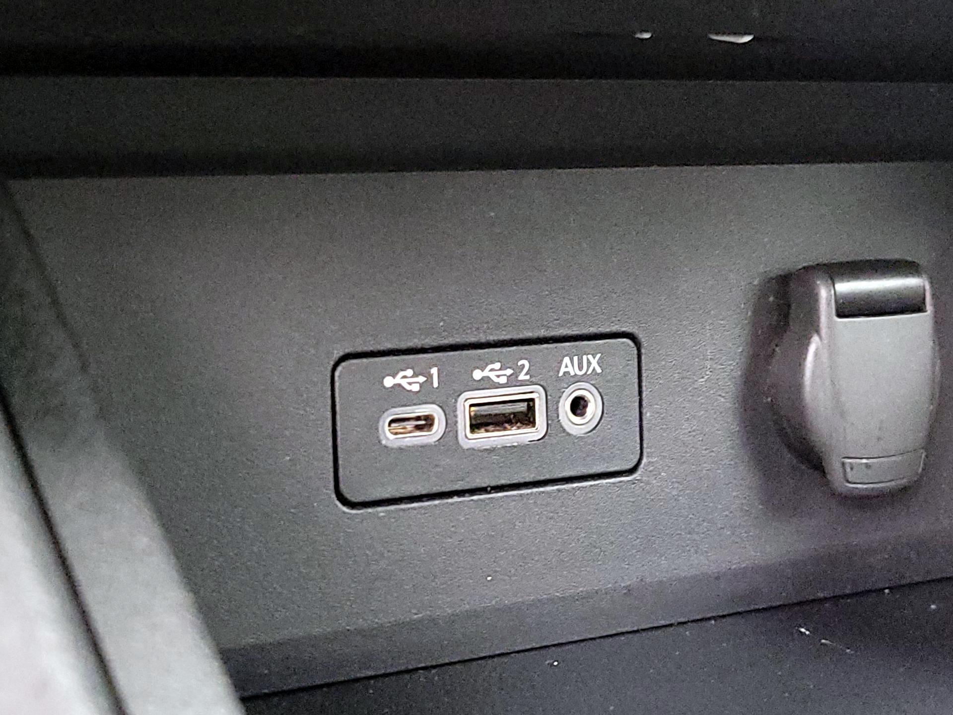 Thumbnail: 2023 Nissan Sentra - 18