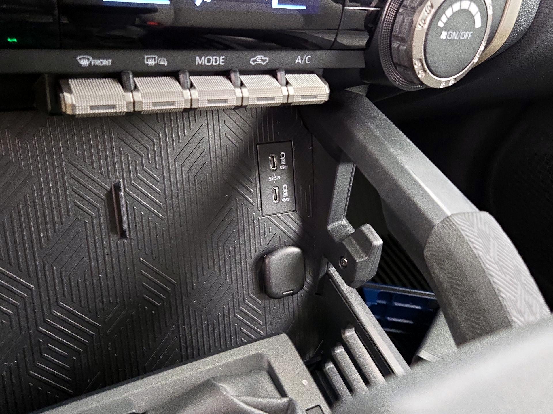 Thumbnail: 2024 Toyota Tacoma - 18