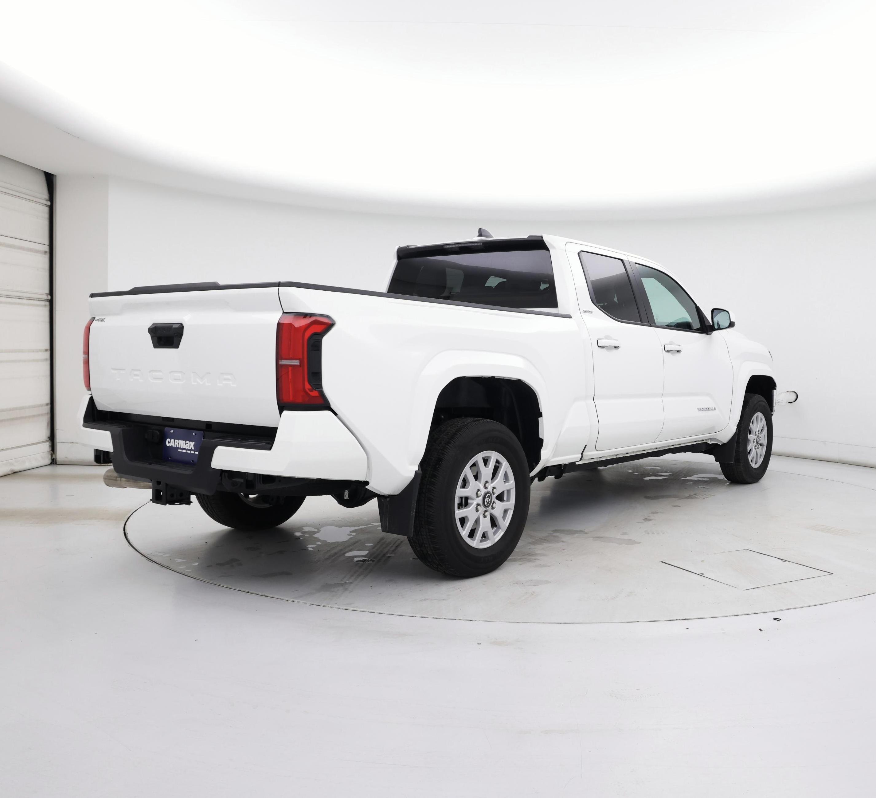 Thumbnail: 2024 Toyota Tacoma - 8