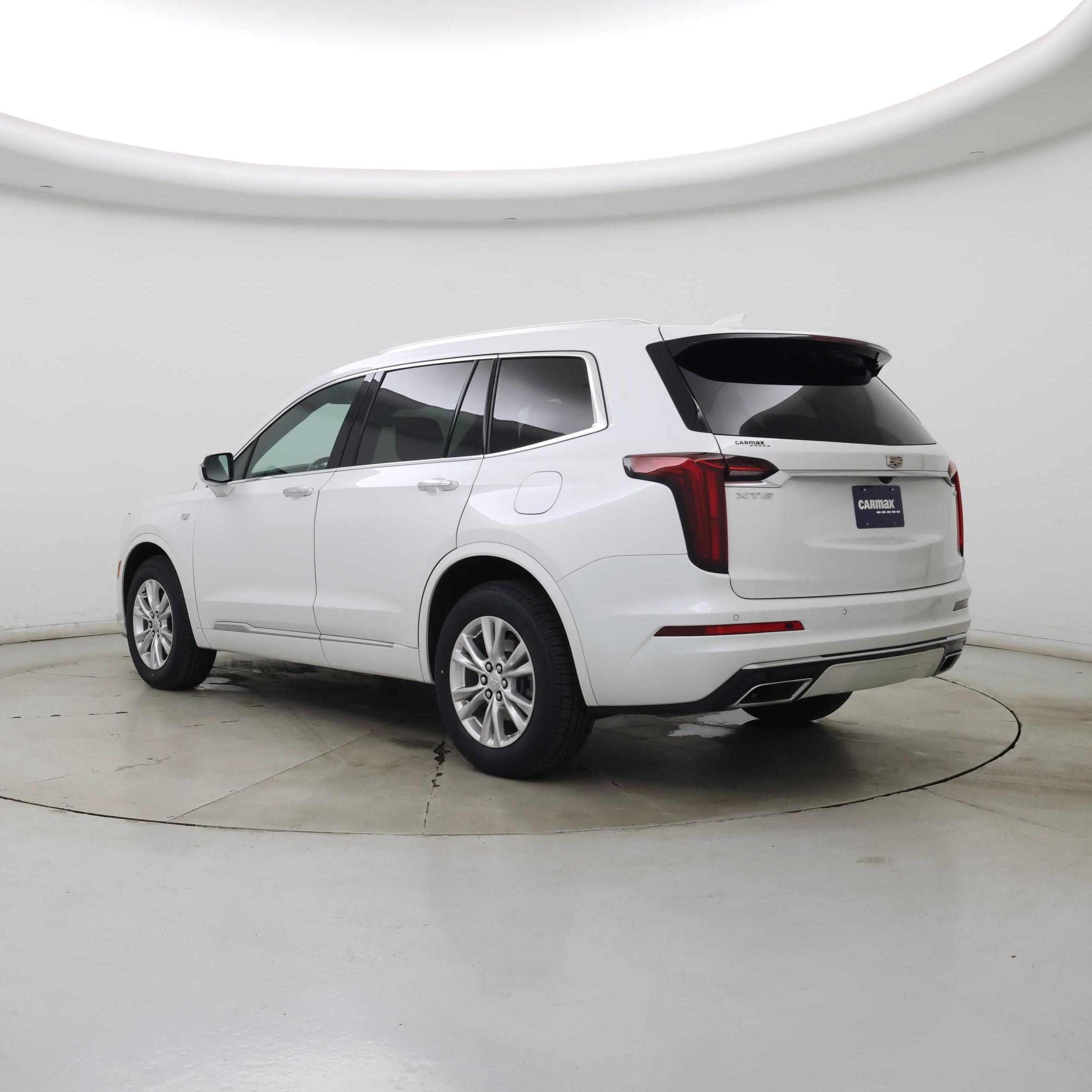 Thumbnail: 2023 Cadillac XT6 - 2