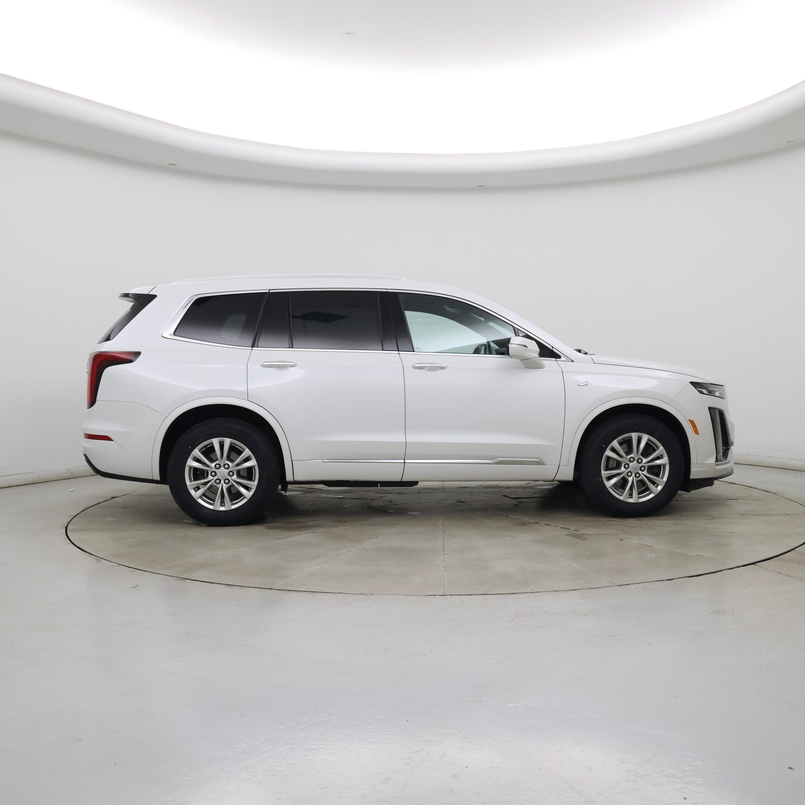 Thumbnail: 2023 Cadillac XT6 - 7