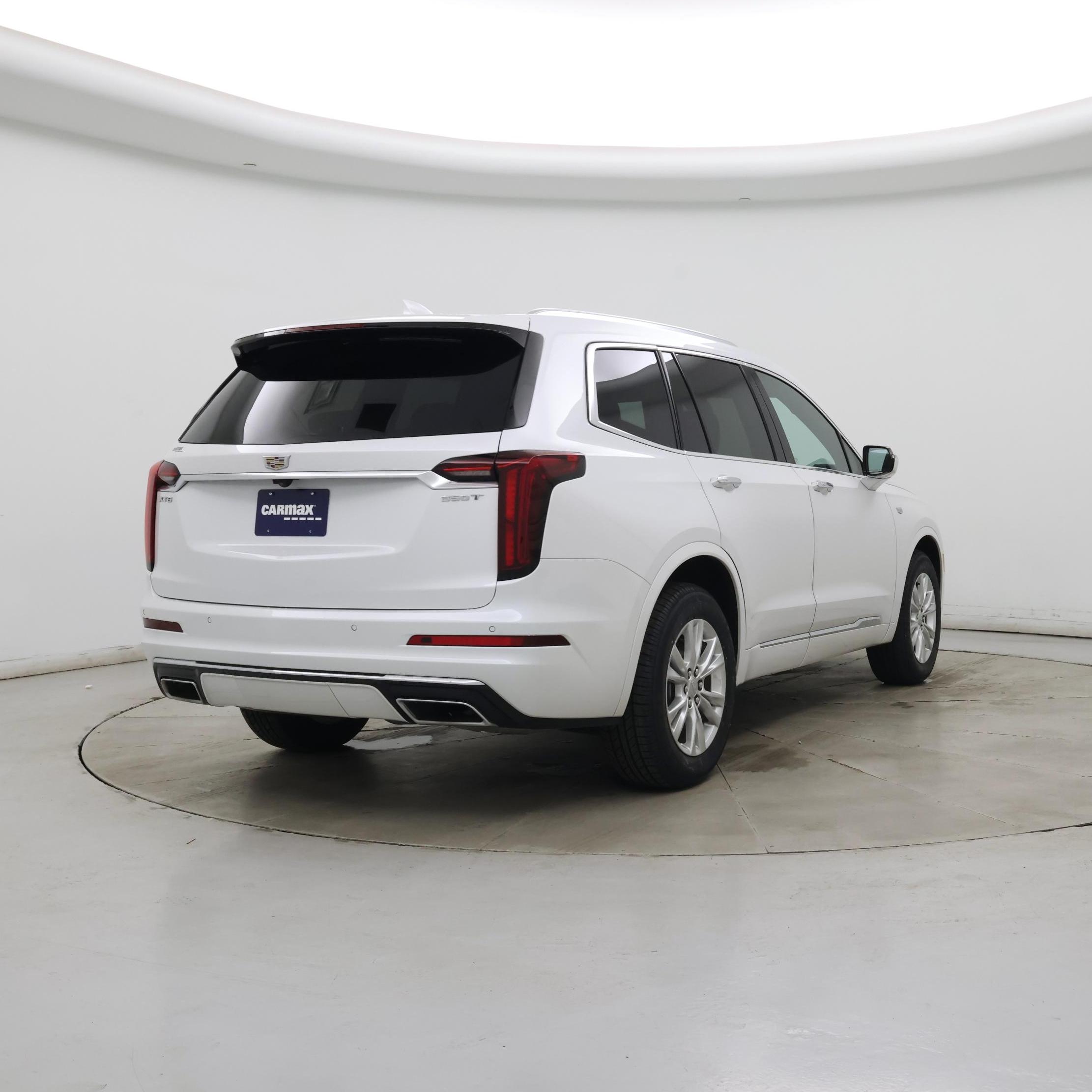 Thumbnail: 2023 Cadillac XT6 - 8
