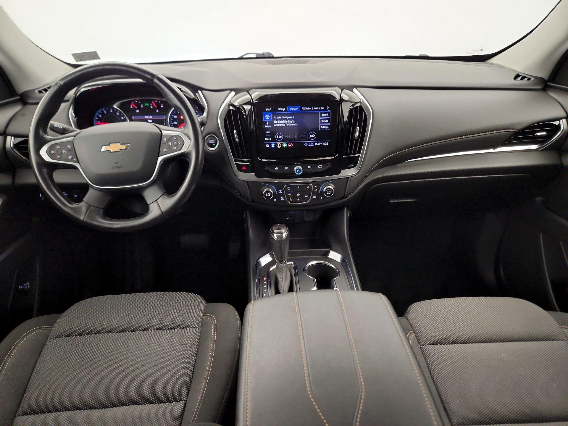 Thumbnail: 2020 Chevrolet Traverse - 9