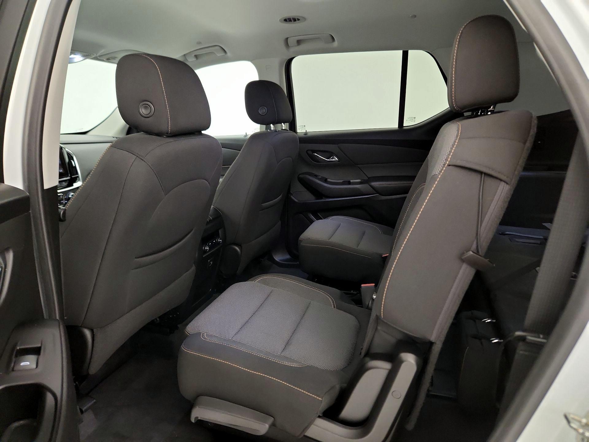 Thumbnail: 2020 Chevrolet Traverse - 19