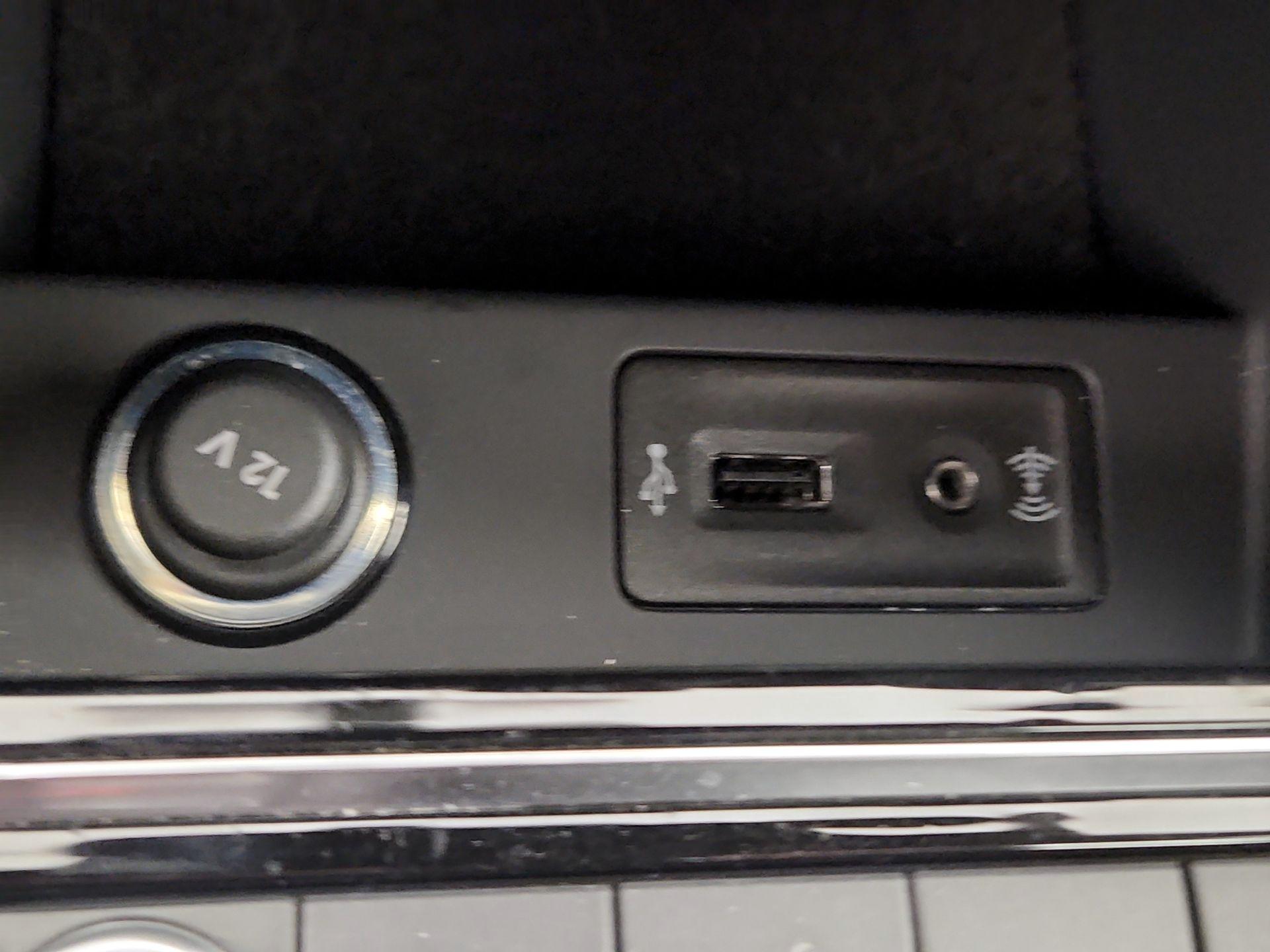 Thumbnail: 2017 Volkswagen Jetta - 19