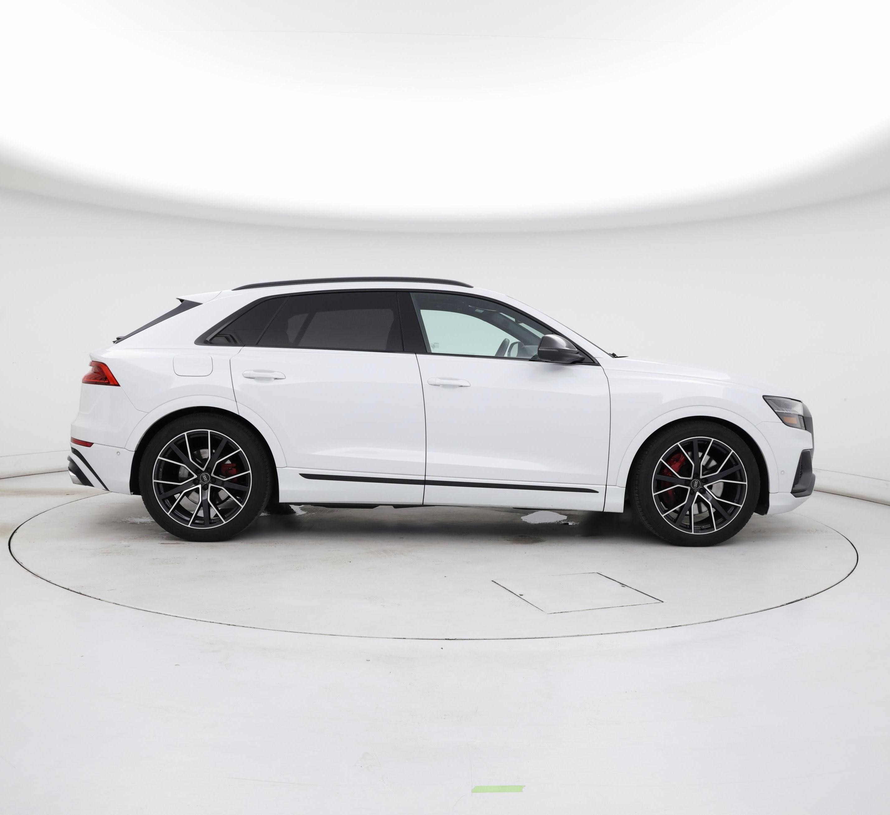 Thumbnail: 2023 Audi SQ8 - 7