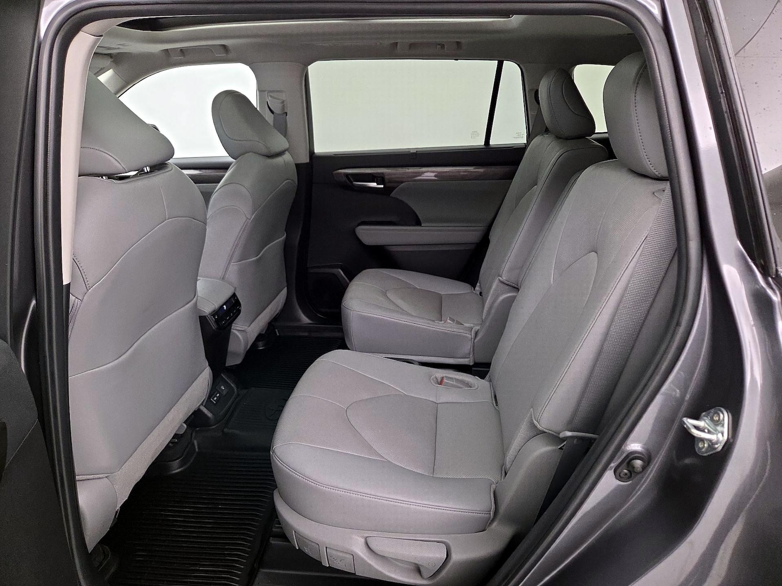 2024 Toyota Highlander Platinum - Photo 21