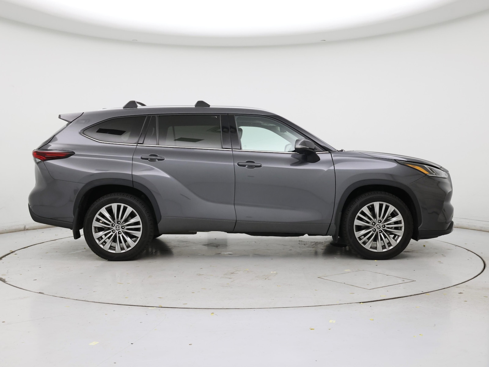 2024 Toyota Highlander Platinum - Photo 8