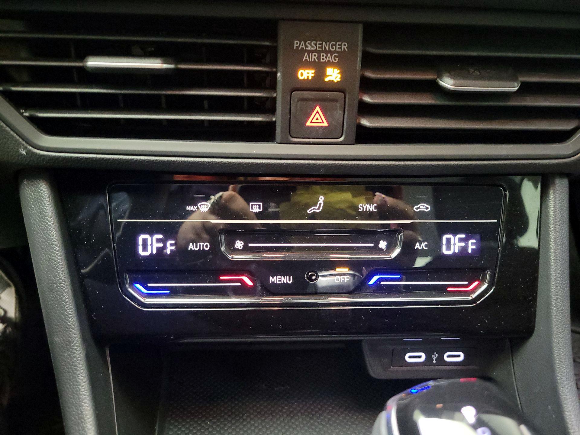 Thumbnail: 2025 Volkswagen Jetta - 14