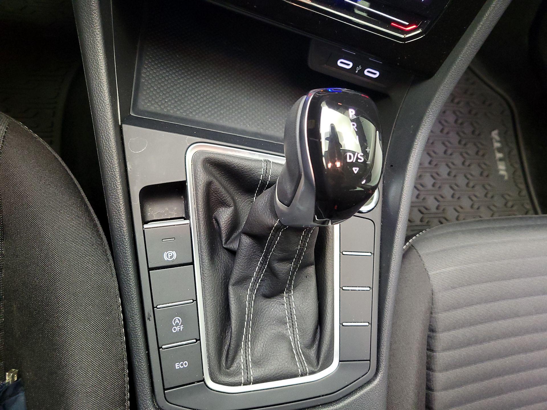 Thumbnail: 2025 Volkswagen Jetta - 15