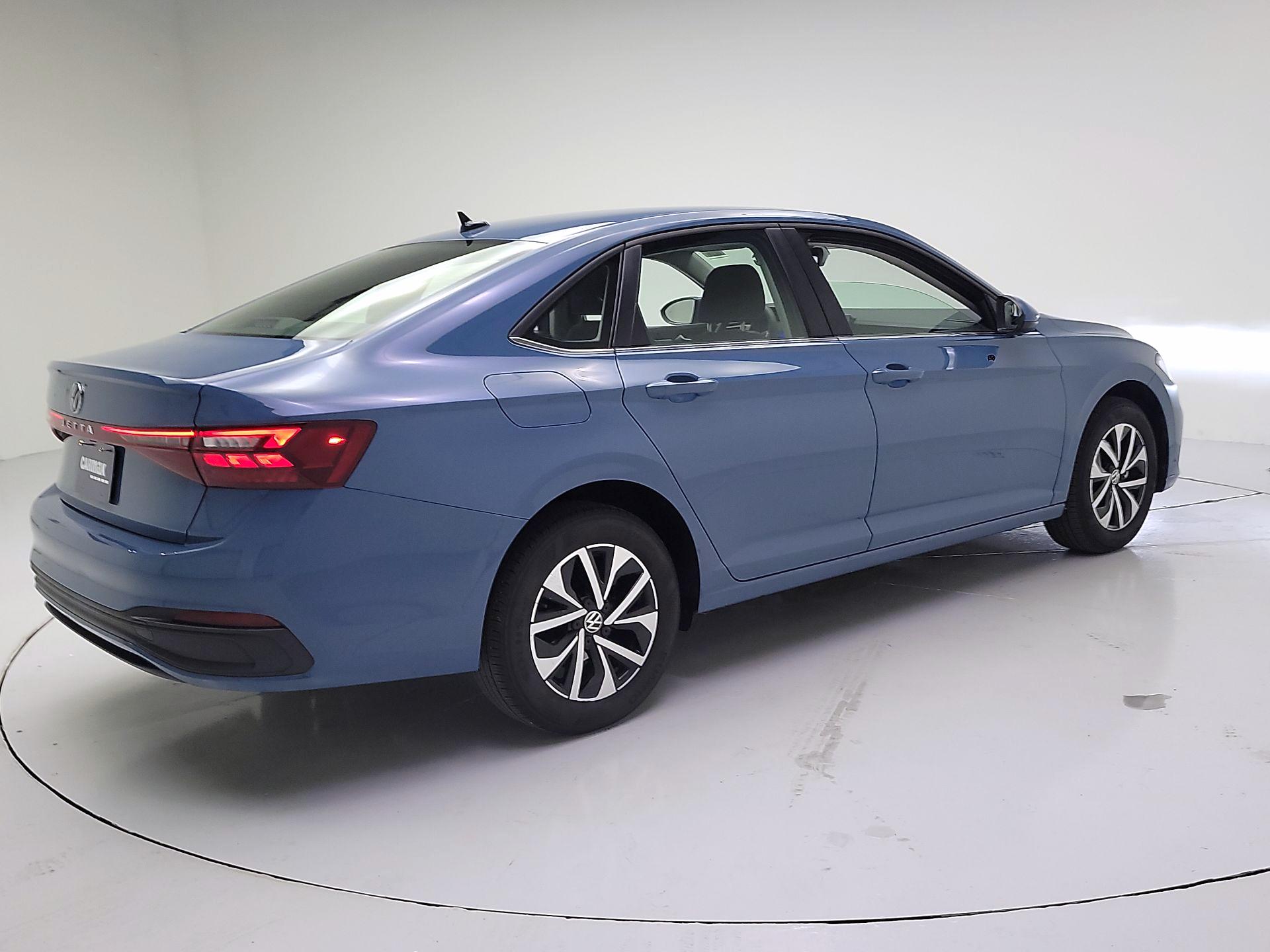 Thumbnail: 2025 Volkswagen Jetta - 5