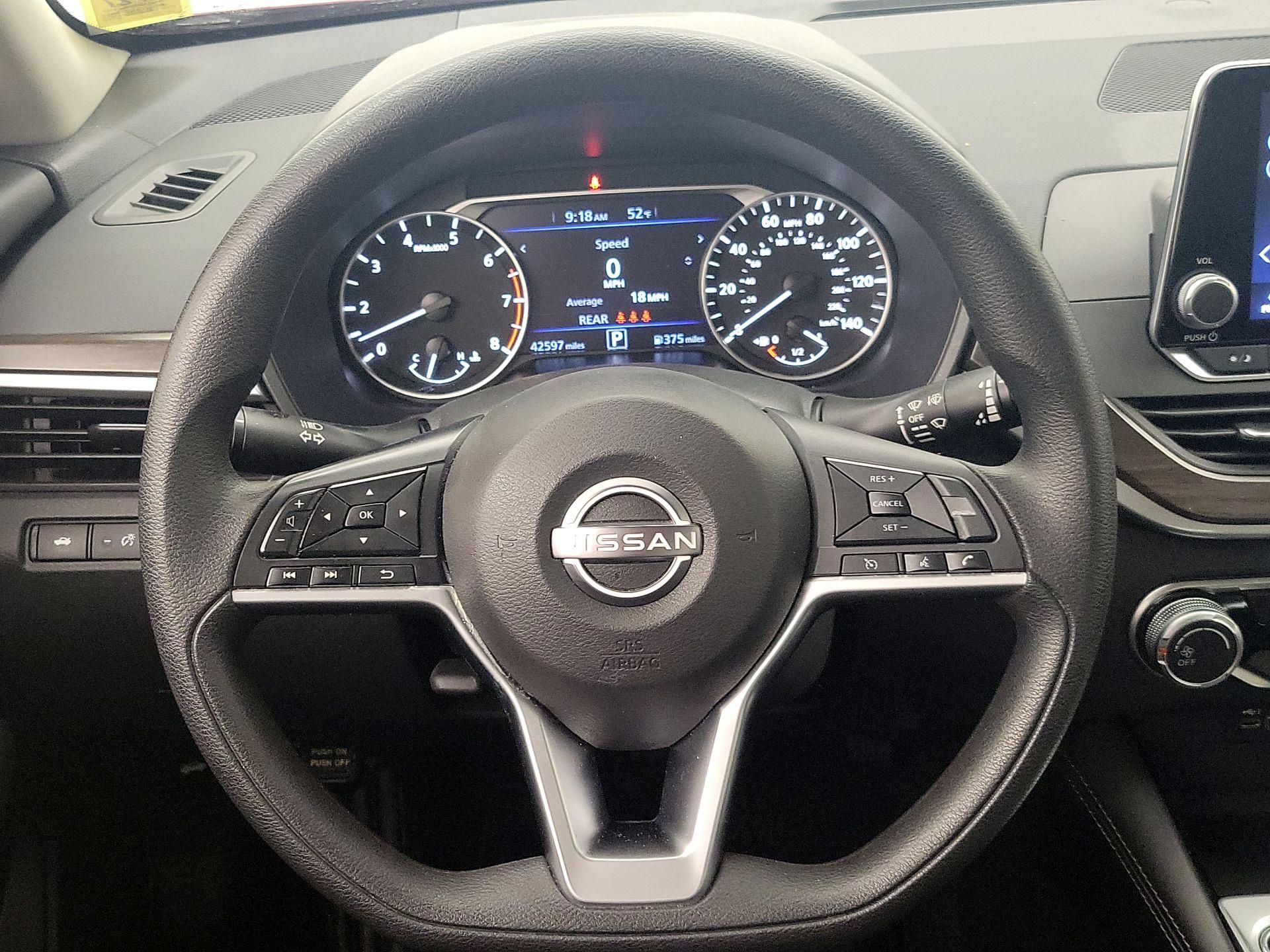 Thumbnail: 2023 Nissan Altima - 10