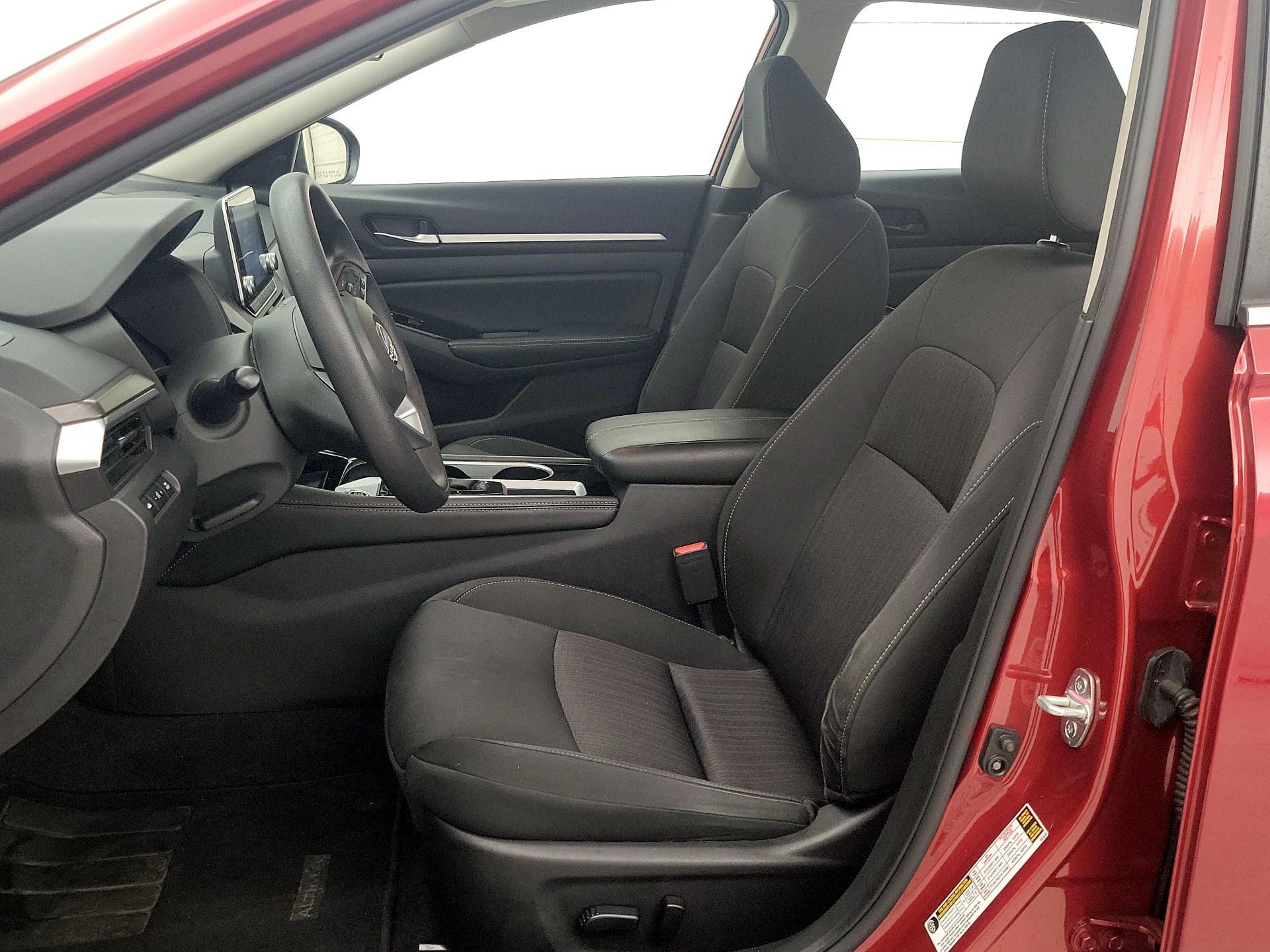 Thumbnail: 2023 Nissan Altima - 11