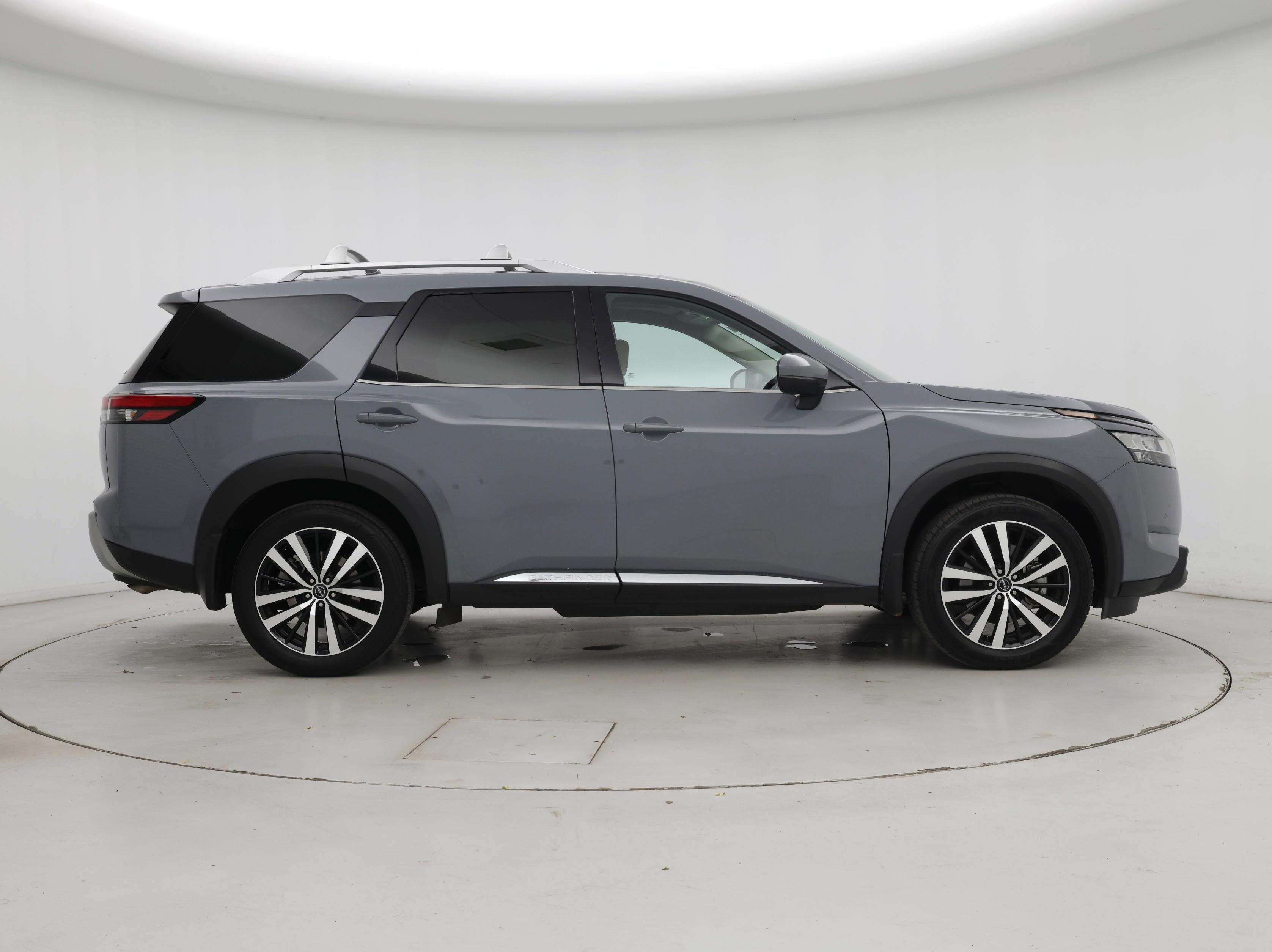 Thumbnail: 2024 Nissan Pathfinder - 7