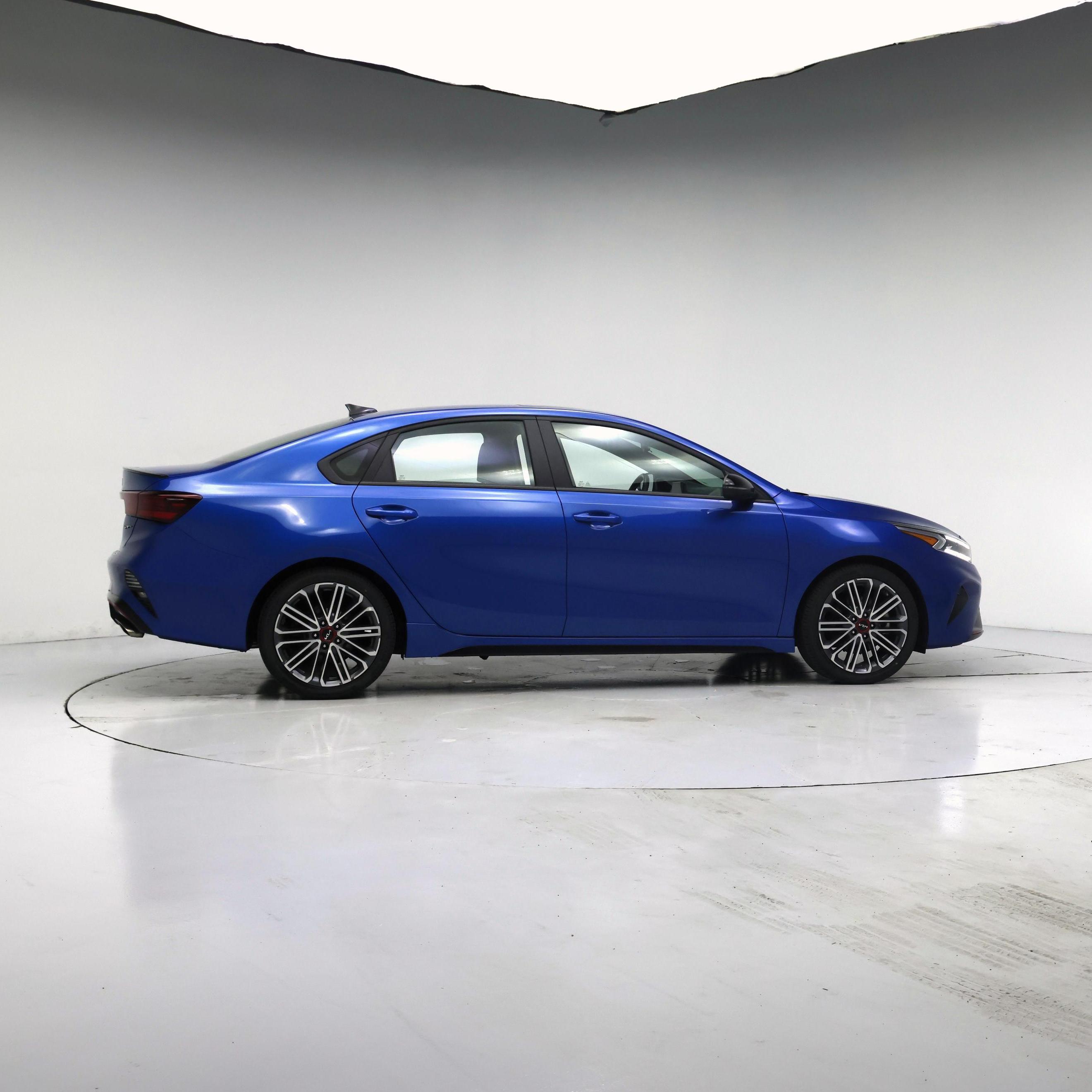 Thumbnail: 2023 Kia Forte - 7