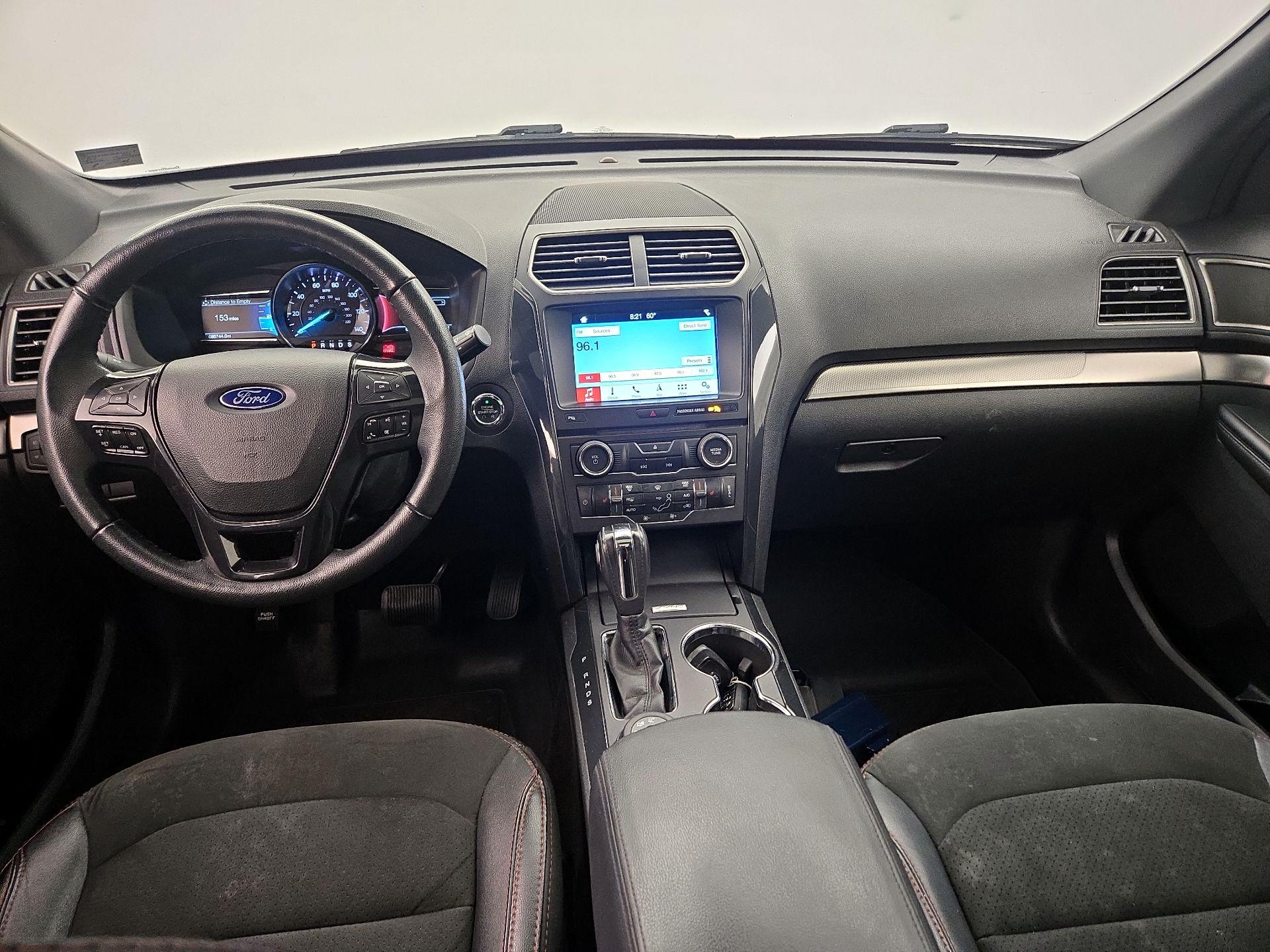 Thumbnail: 2018 Ford Explorer - 9
