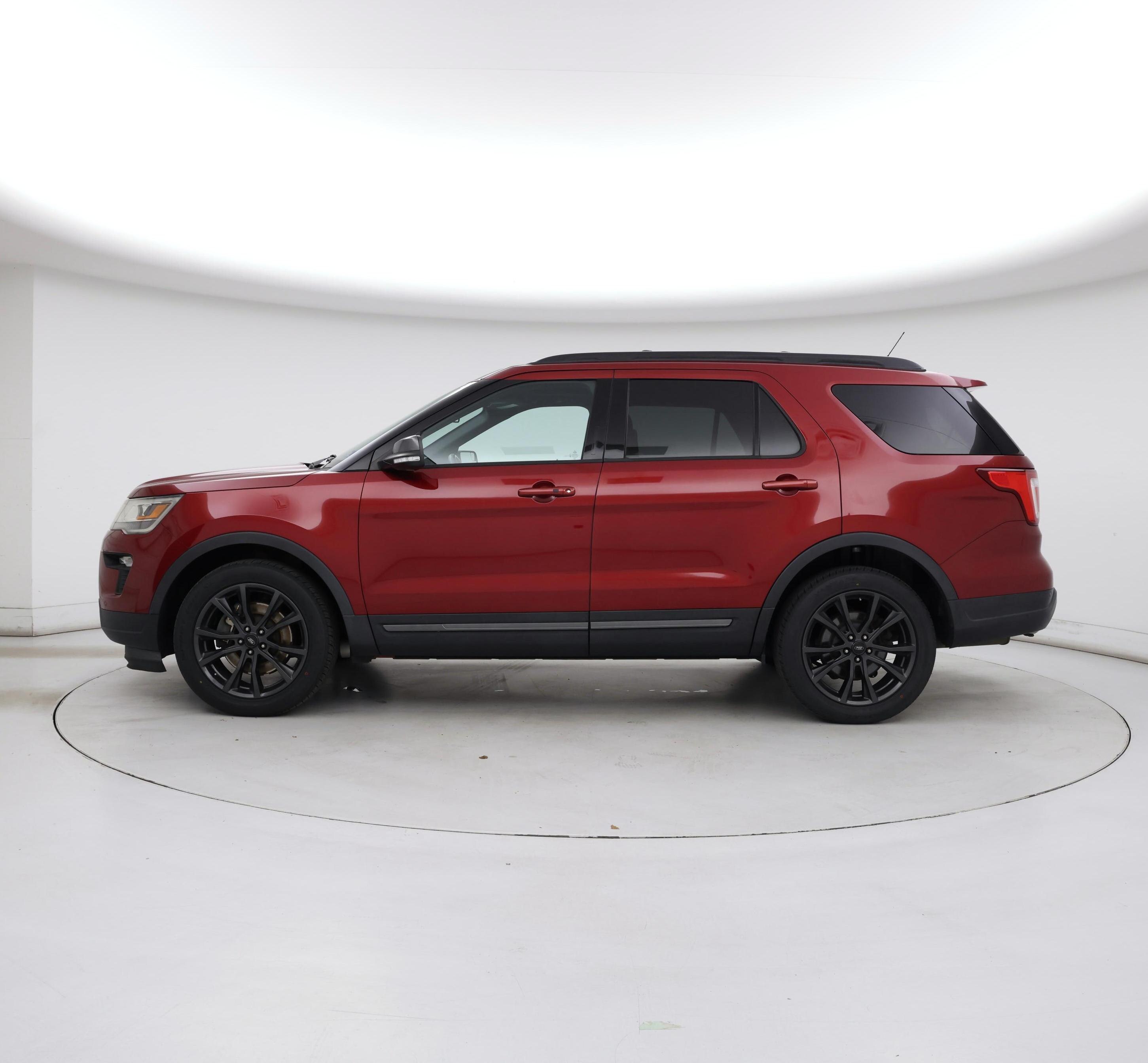 Thumbnail: 2018 Ford Explorer - 3