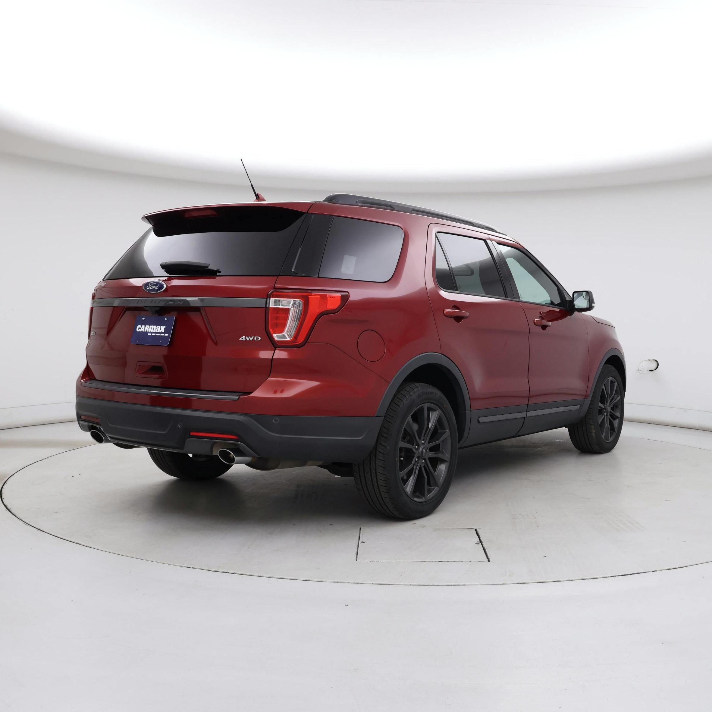 Thumbnail: 2018 Ford Explorer - 8