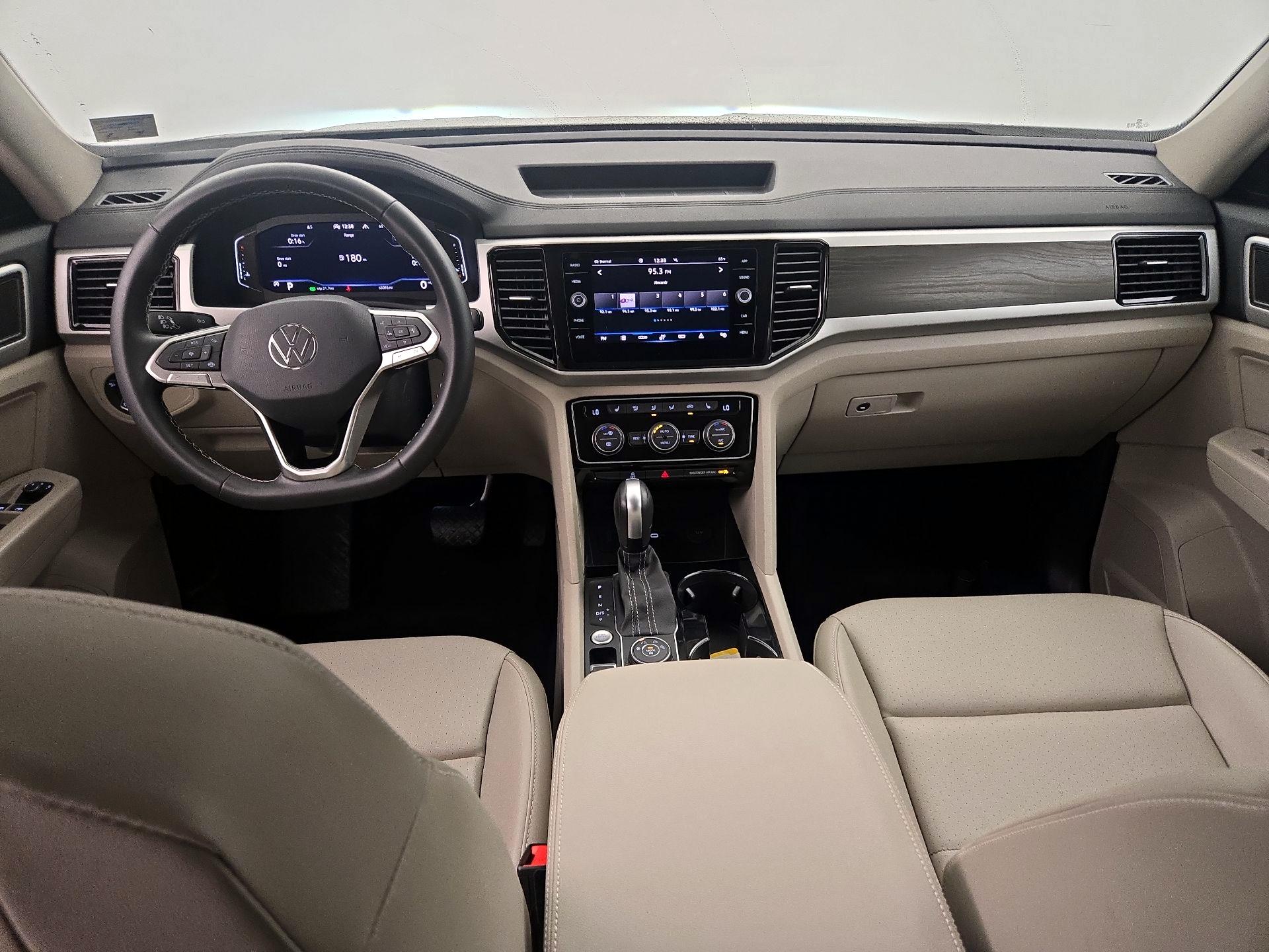 Thumbnail: 2022 Volkswagen Atlas - 9