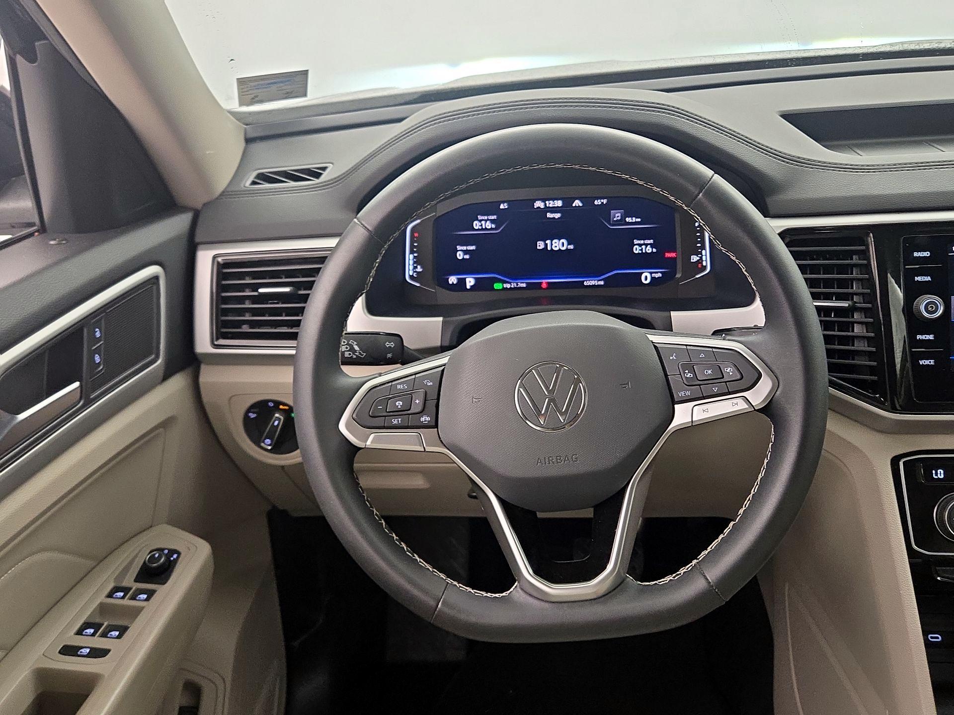 Thumbnail: 2022 Volkswagen Atlas - 10