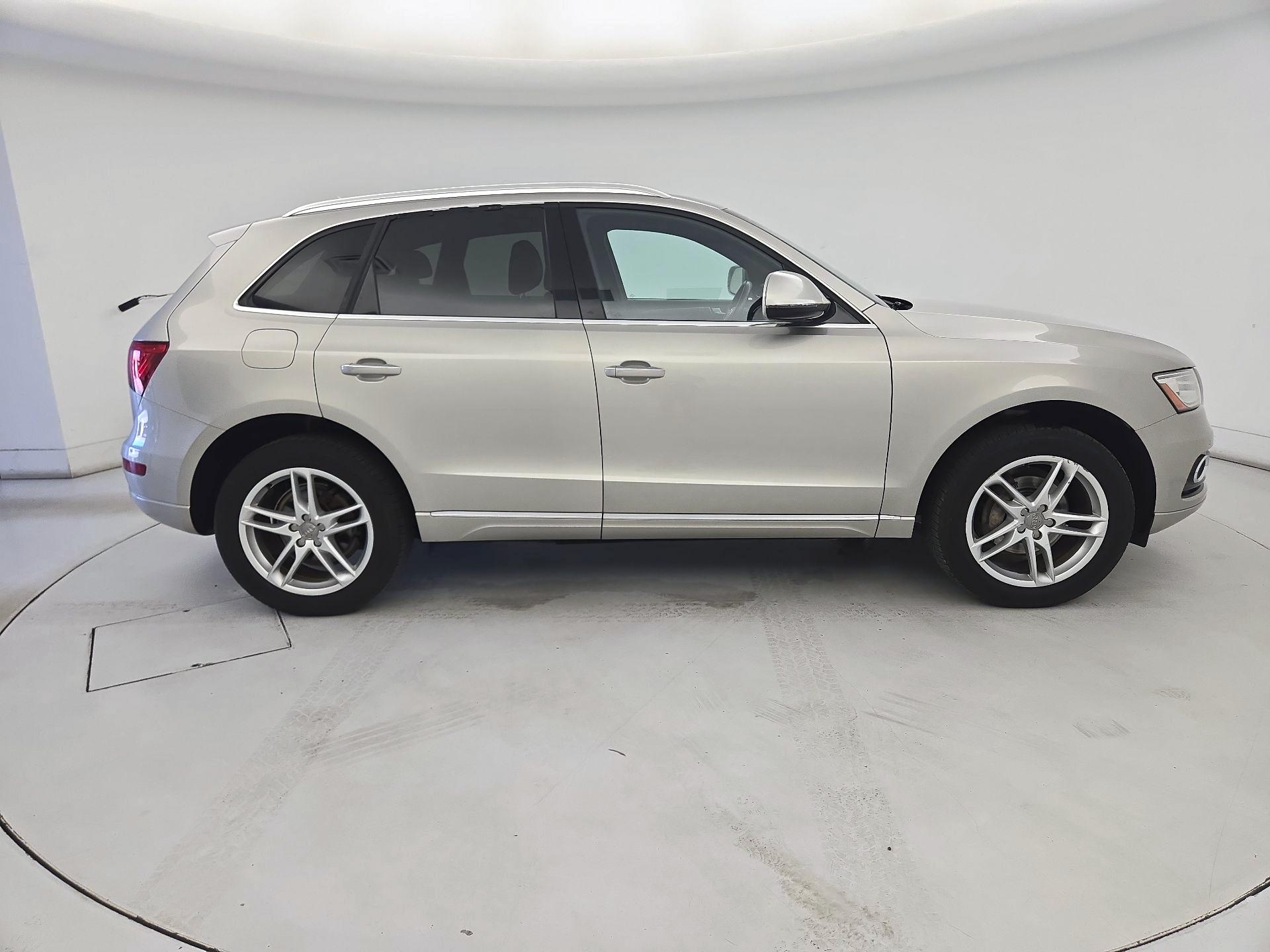 Thumbnail: 2017 Audi Q5 - 4