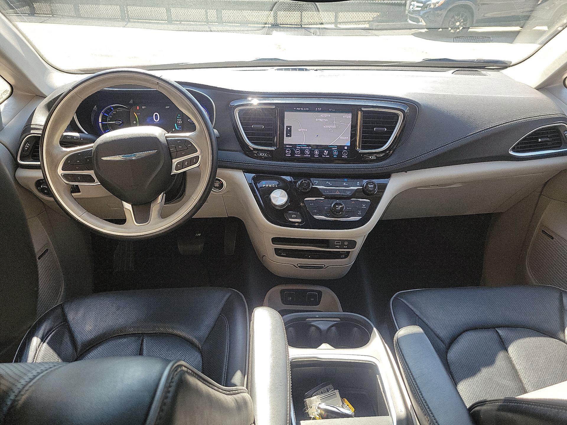 Thumbnail: 2020 Chrysler Pacifica - 8