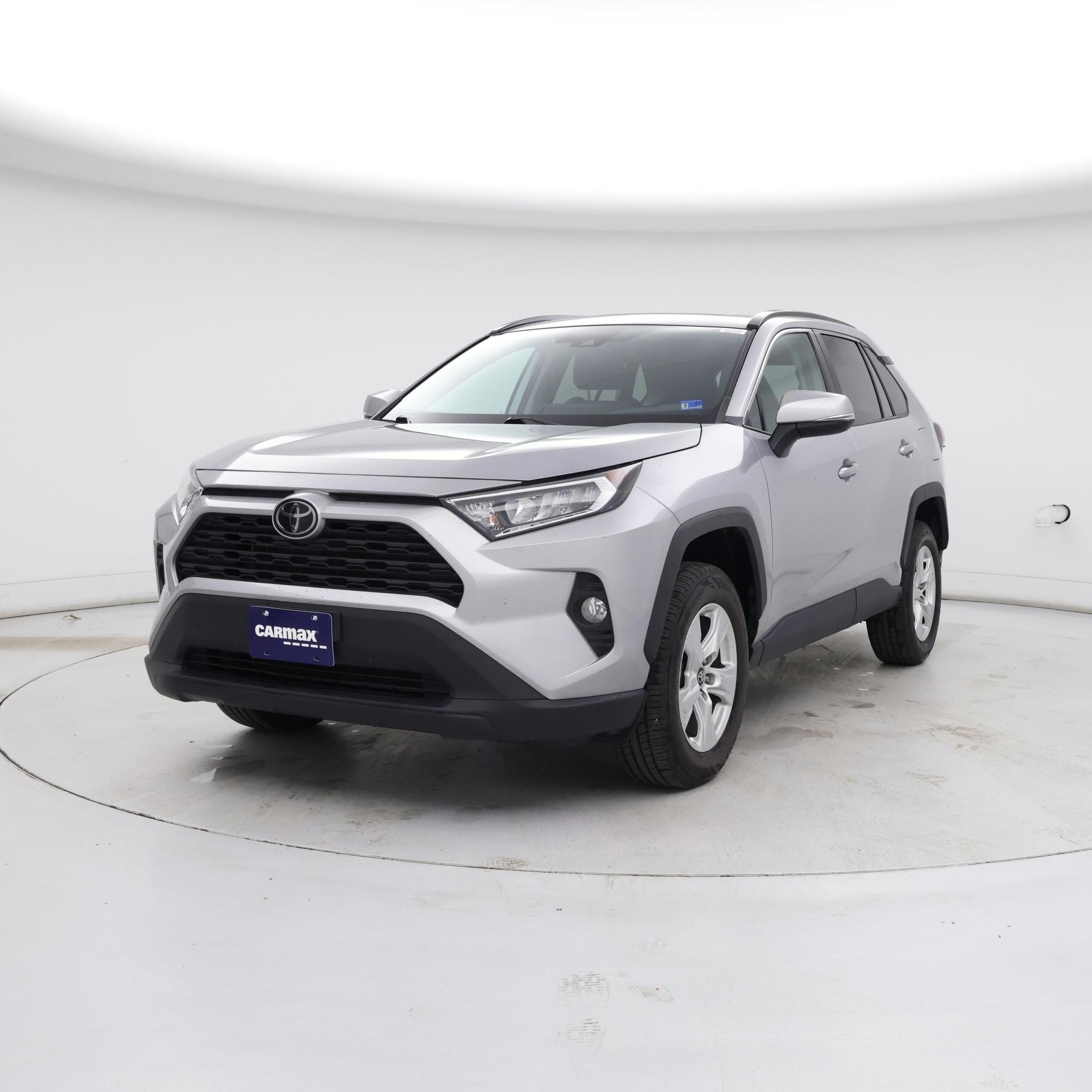 Thumbnail: 2020 Toyota RAV4 - 4