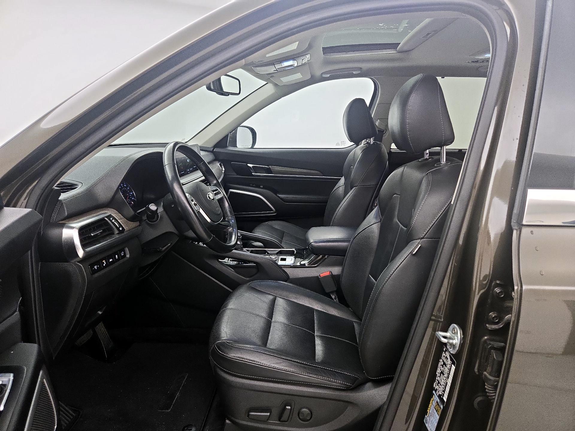 Thumbnail: 2020 Kia Telluride - 11