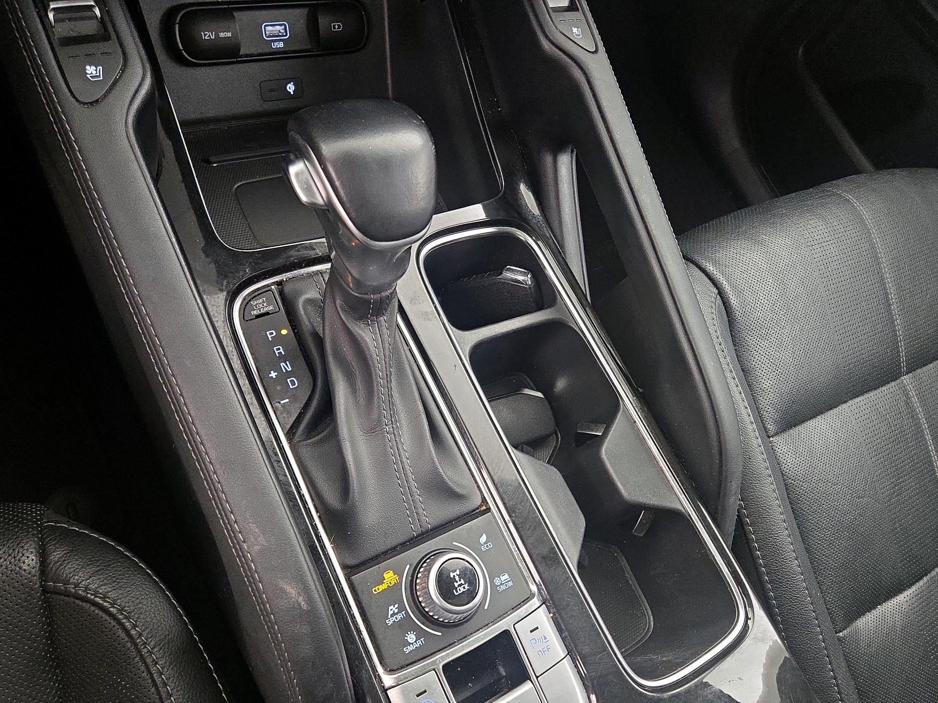 Thumbnail: 2020 Kia Telluride - 18