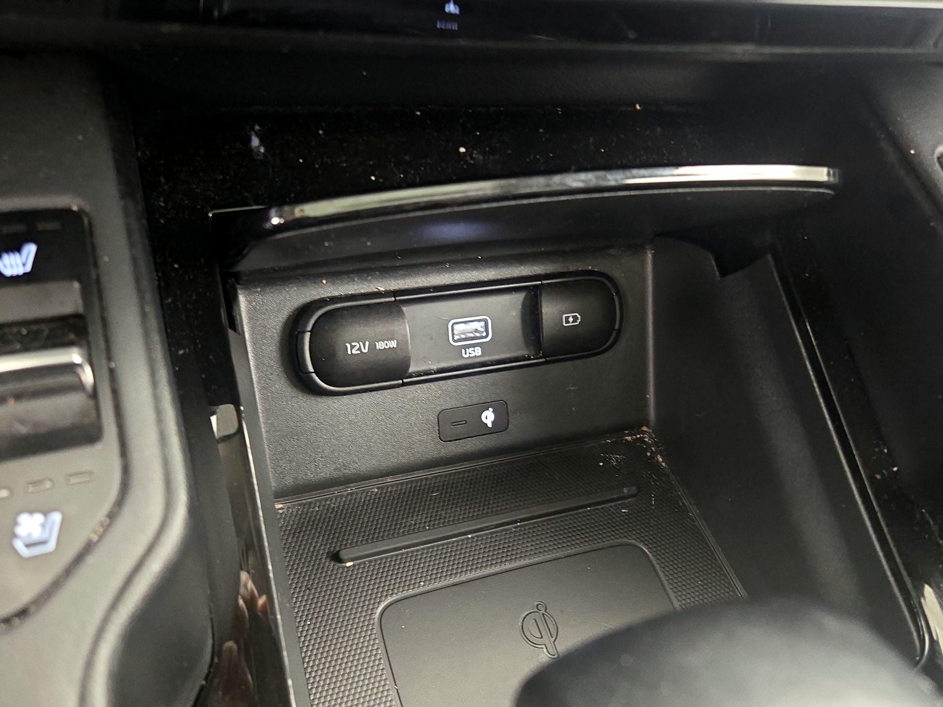 Thumbnail: 2020 Kia Telluride - 19