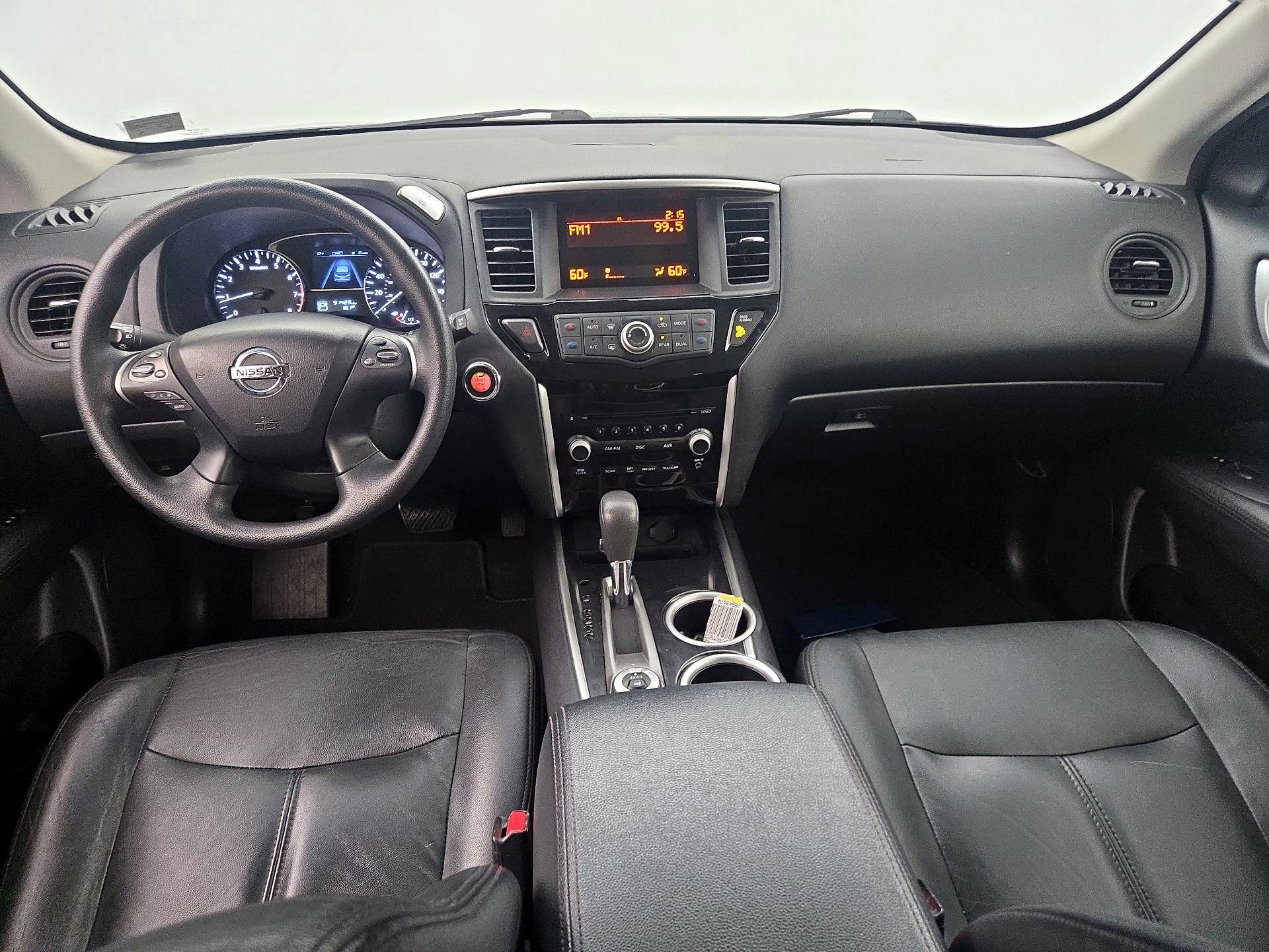 Thumbnail: 2015 Nissan Pathfinder - 9