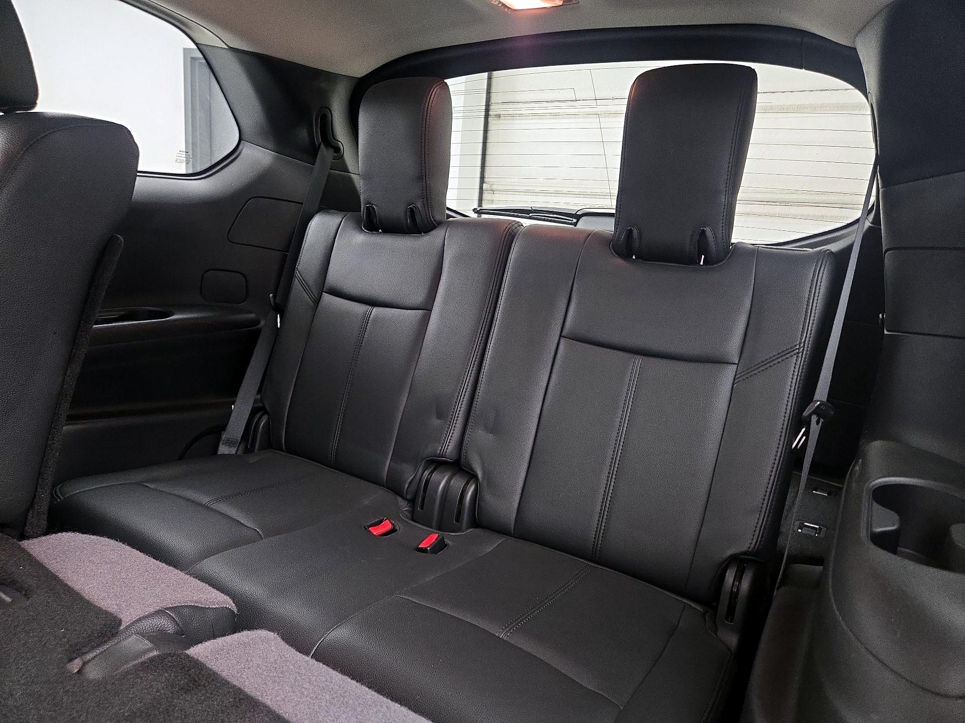 Thumbnail: 2015 Nissan Pathfinder - 19