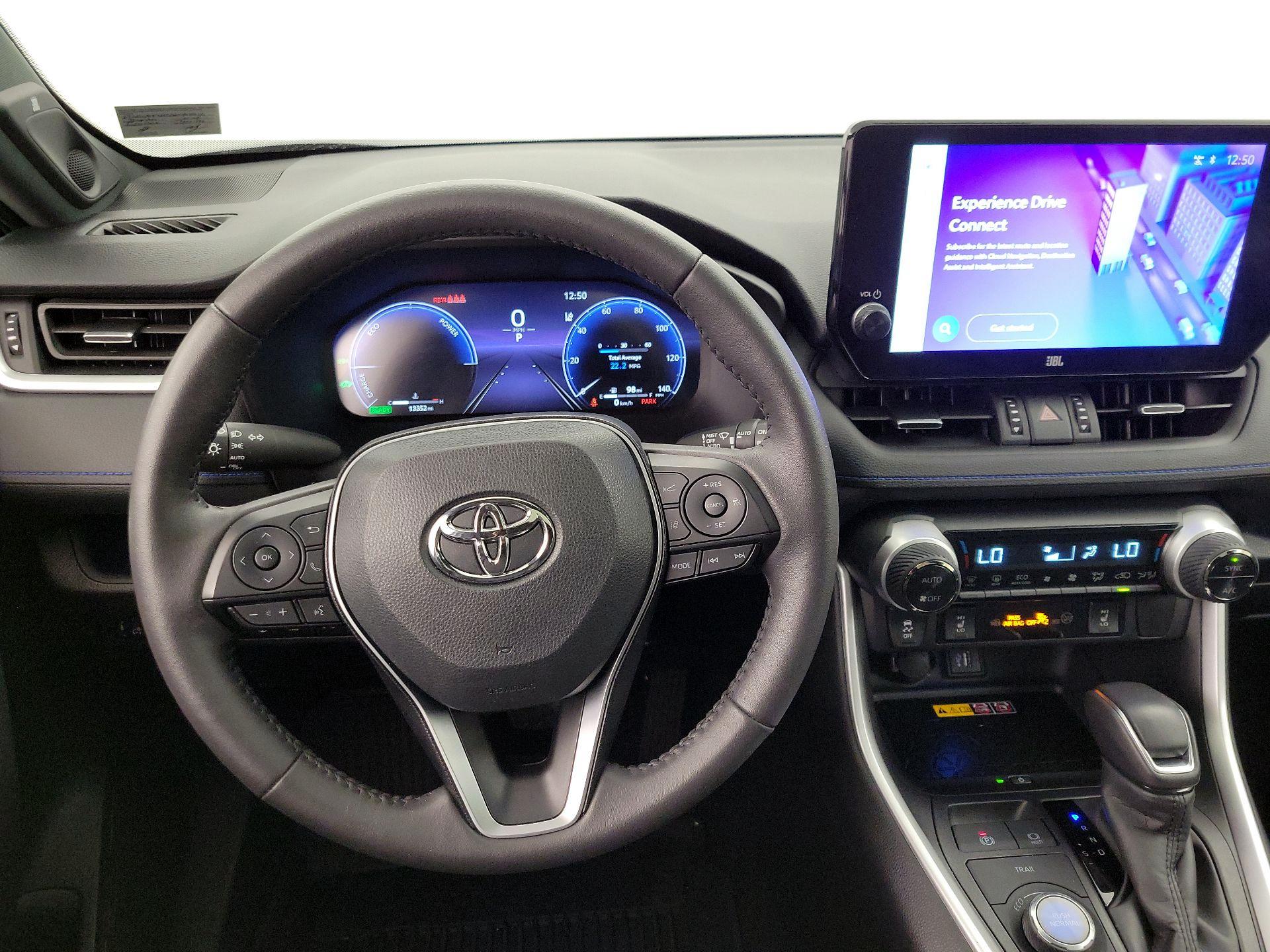 Thumbnail: 2025 Toyota RAV4 - 10