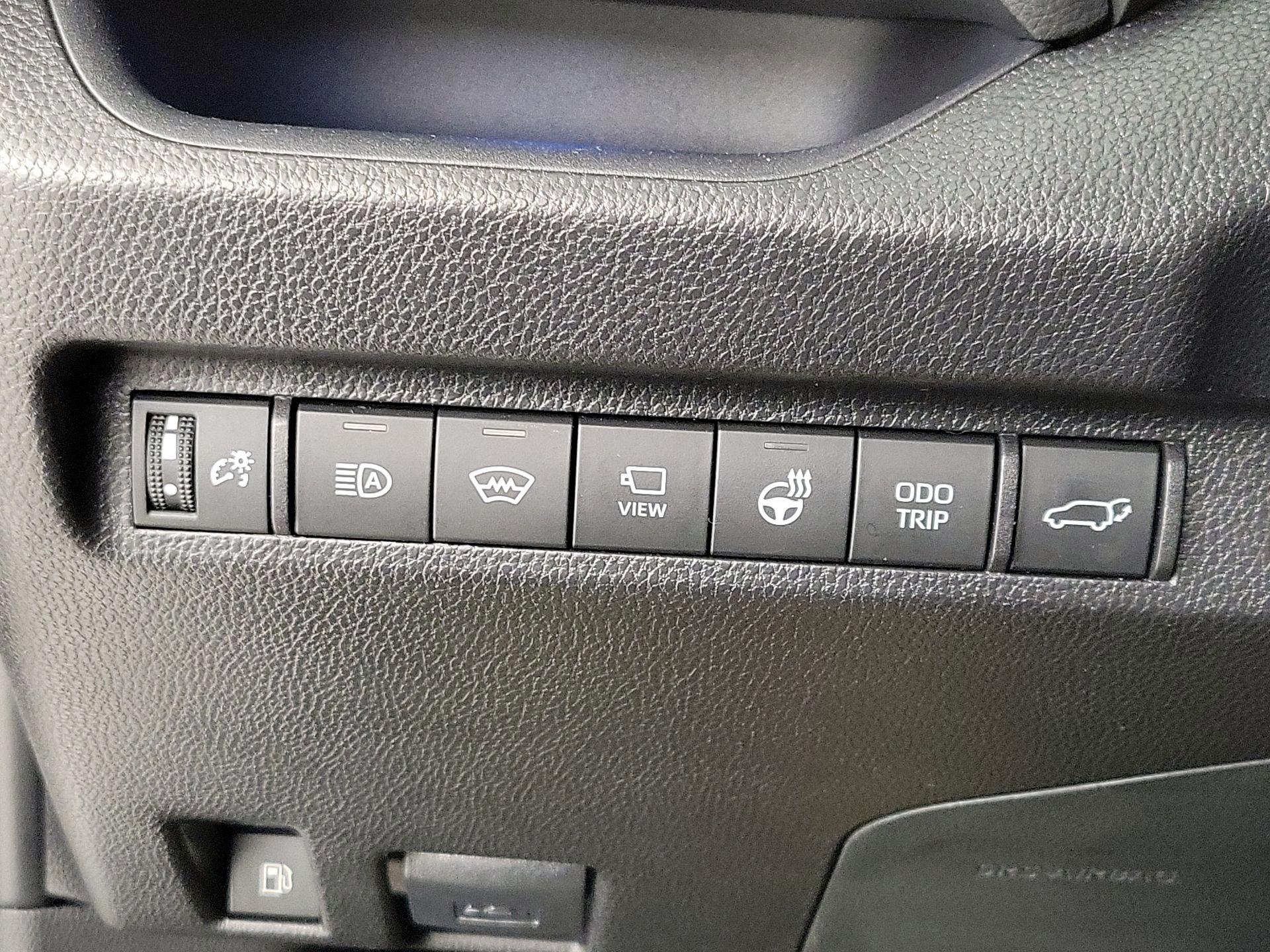 Thumbnail: 2025 Toyota RAV4 - 13