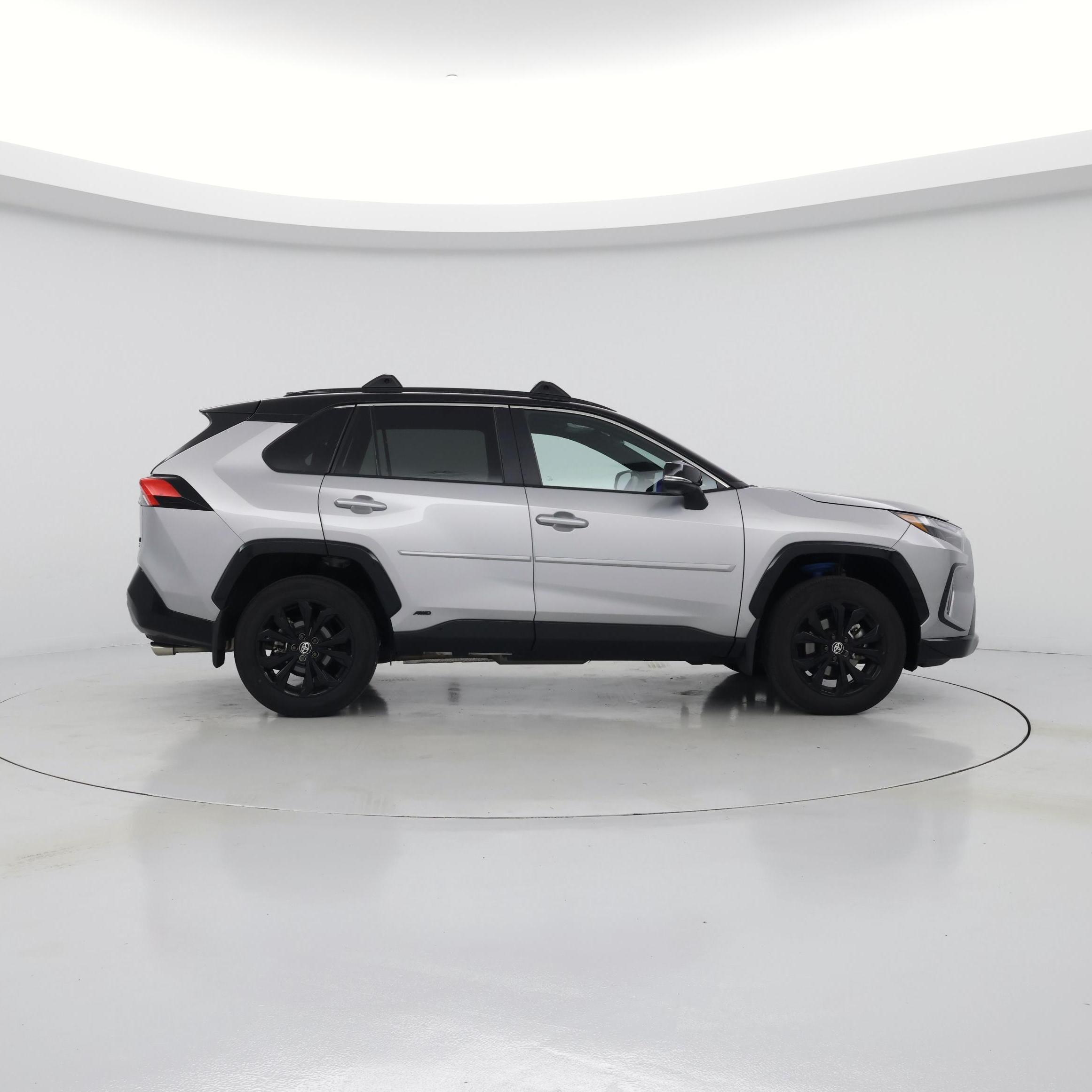 Thumbnail: 2025 Toyota RAV4 - 7