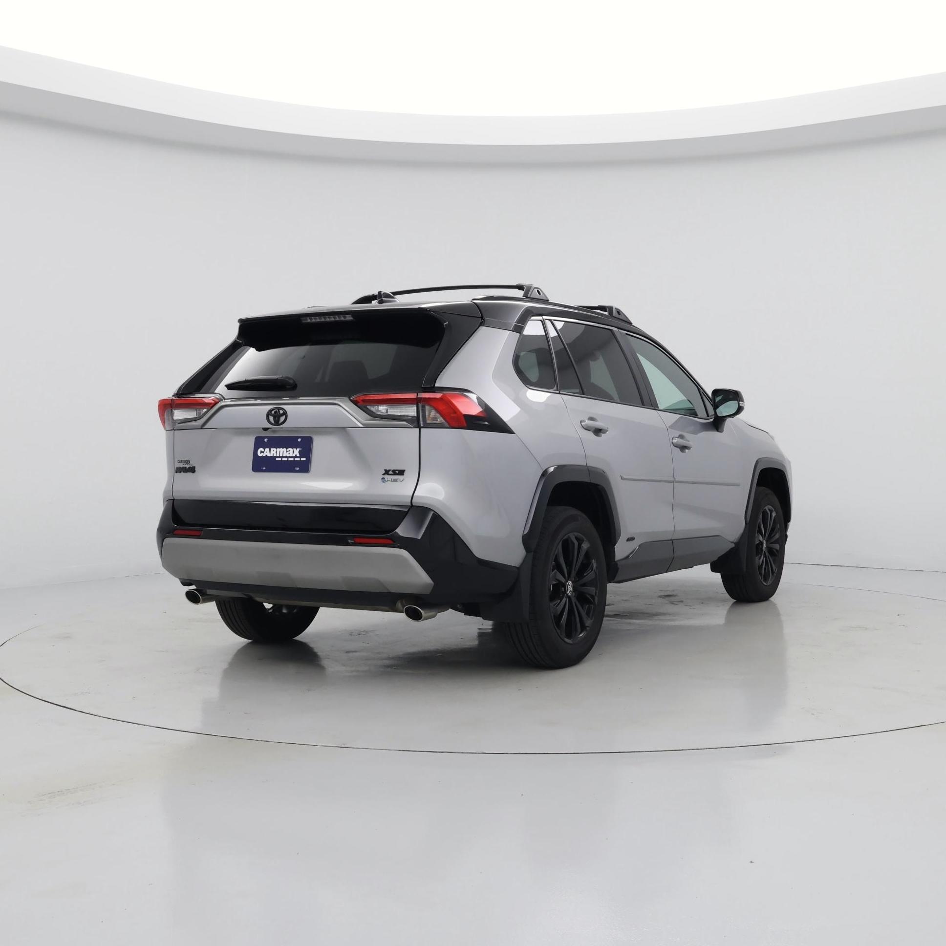 Thumbnail: 2025 Toyota RAV4 - 8