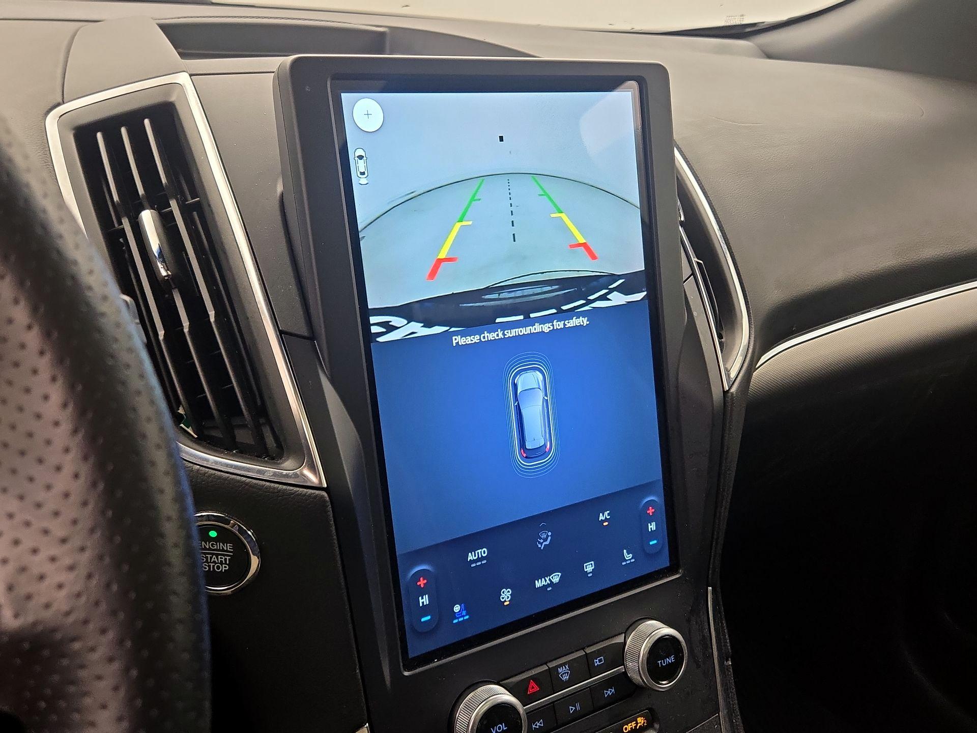 Thumbnail: 2022 Ford Edge - 15