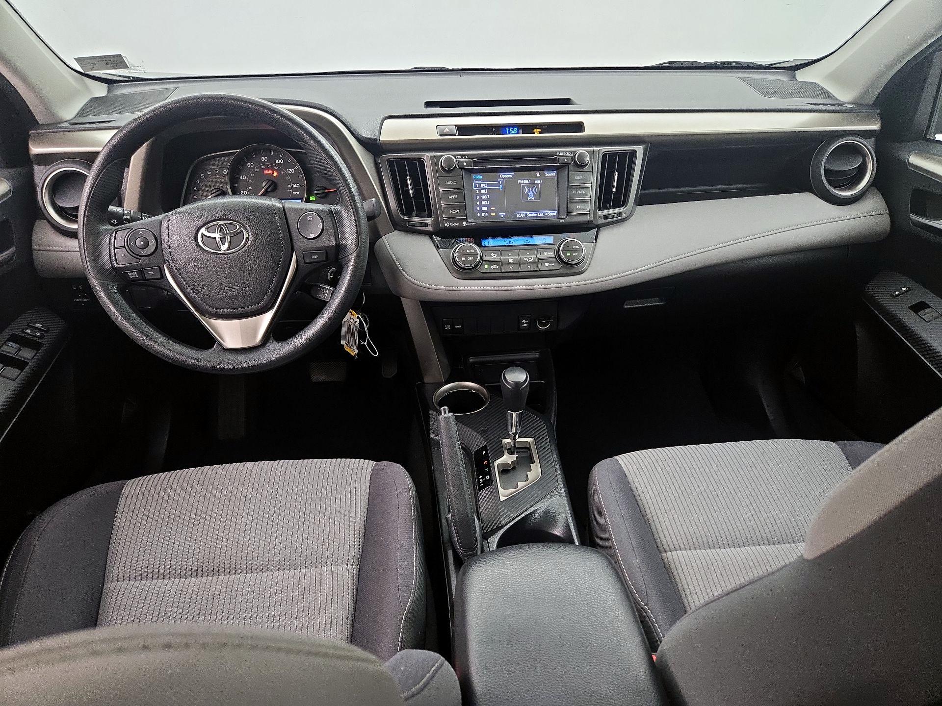 Thumbnail: 2014 Toyota RAV4 - 9