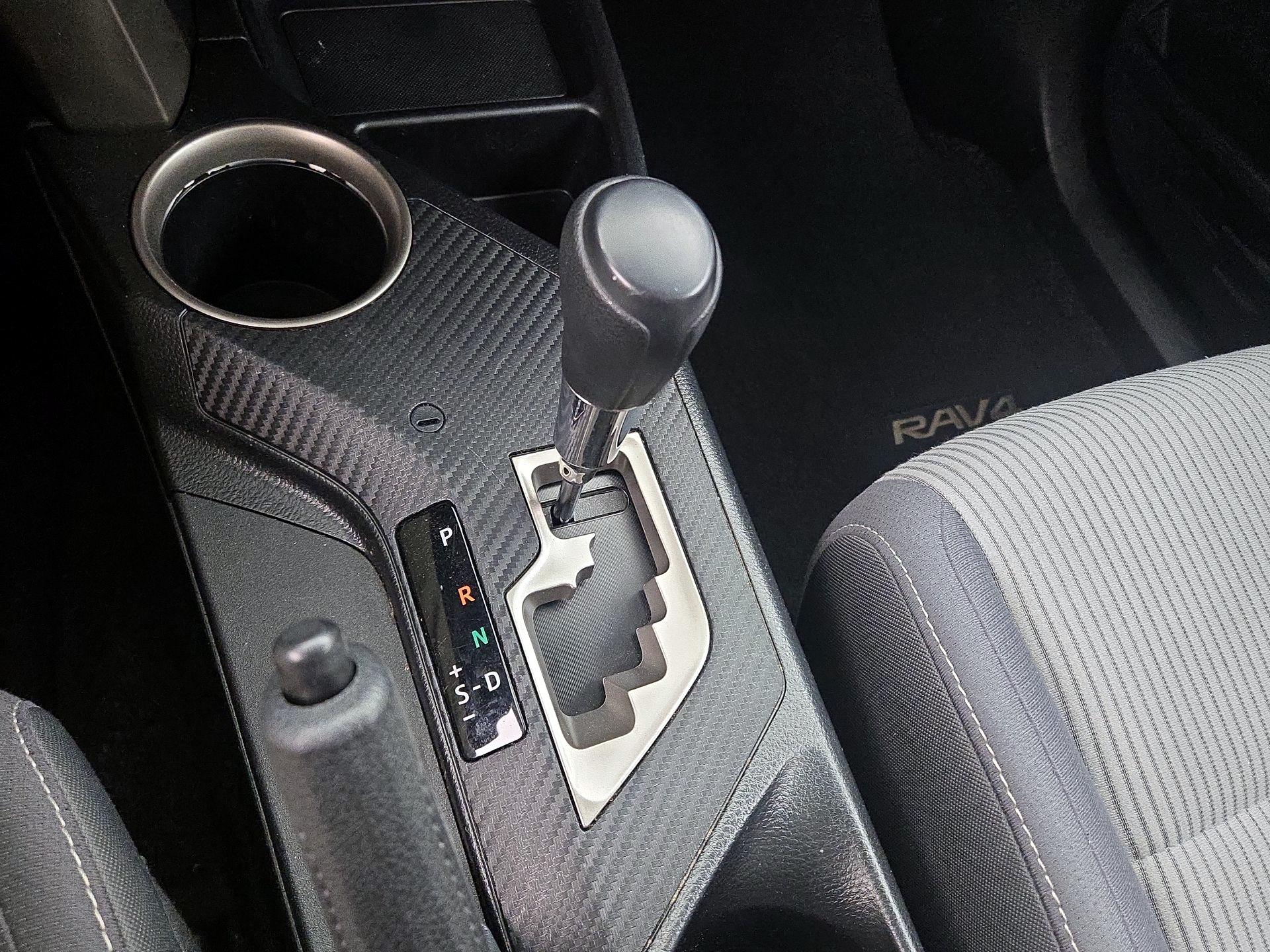 Thumbnail: 2014 Toyota RAV4 - 17