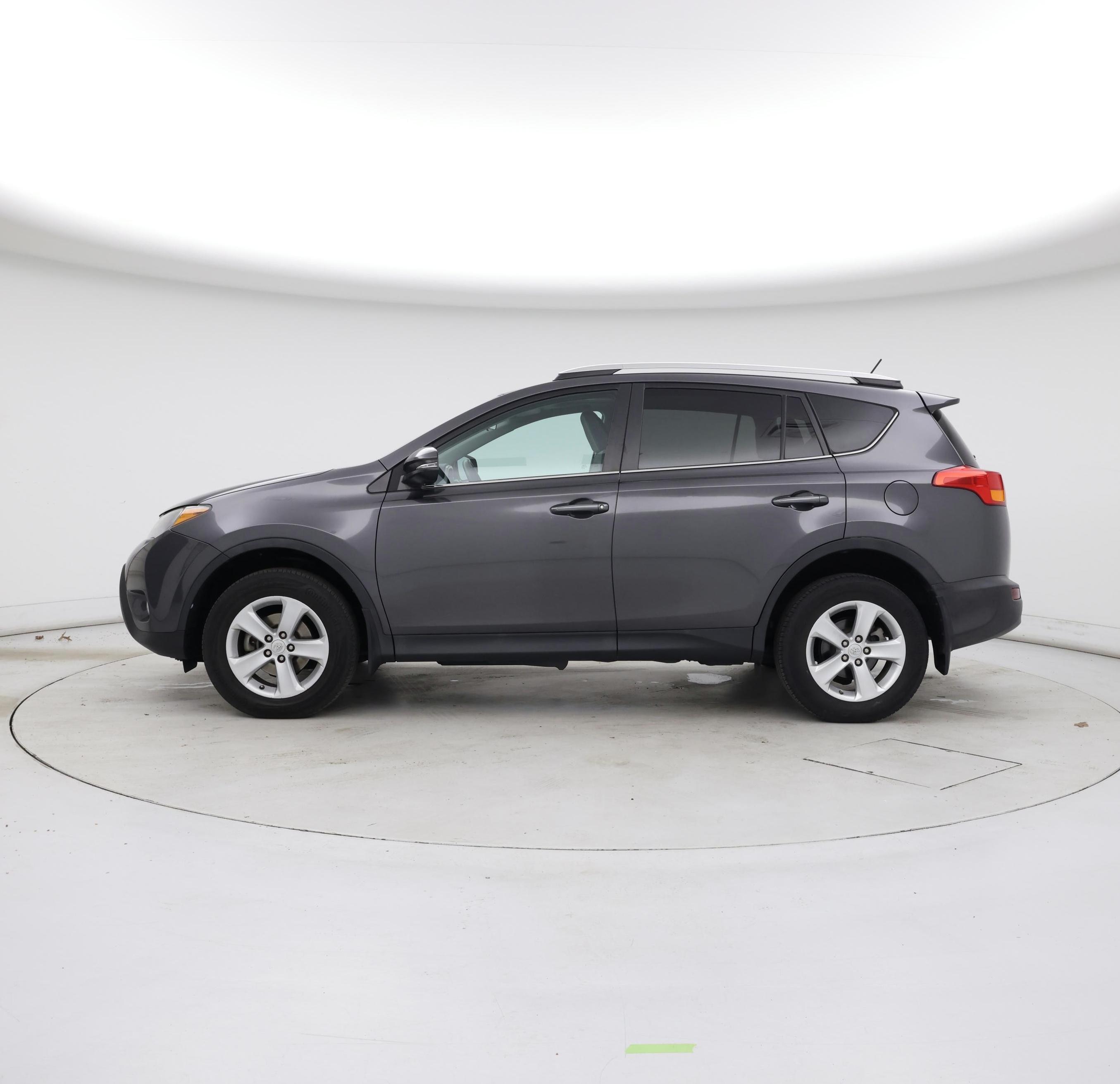 Thumbnail: 2014 Toyota RAV4 - 3